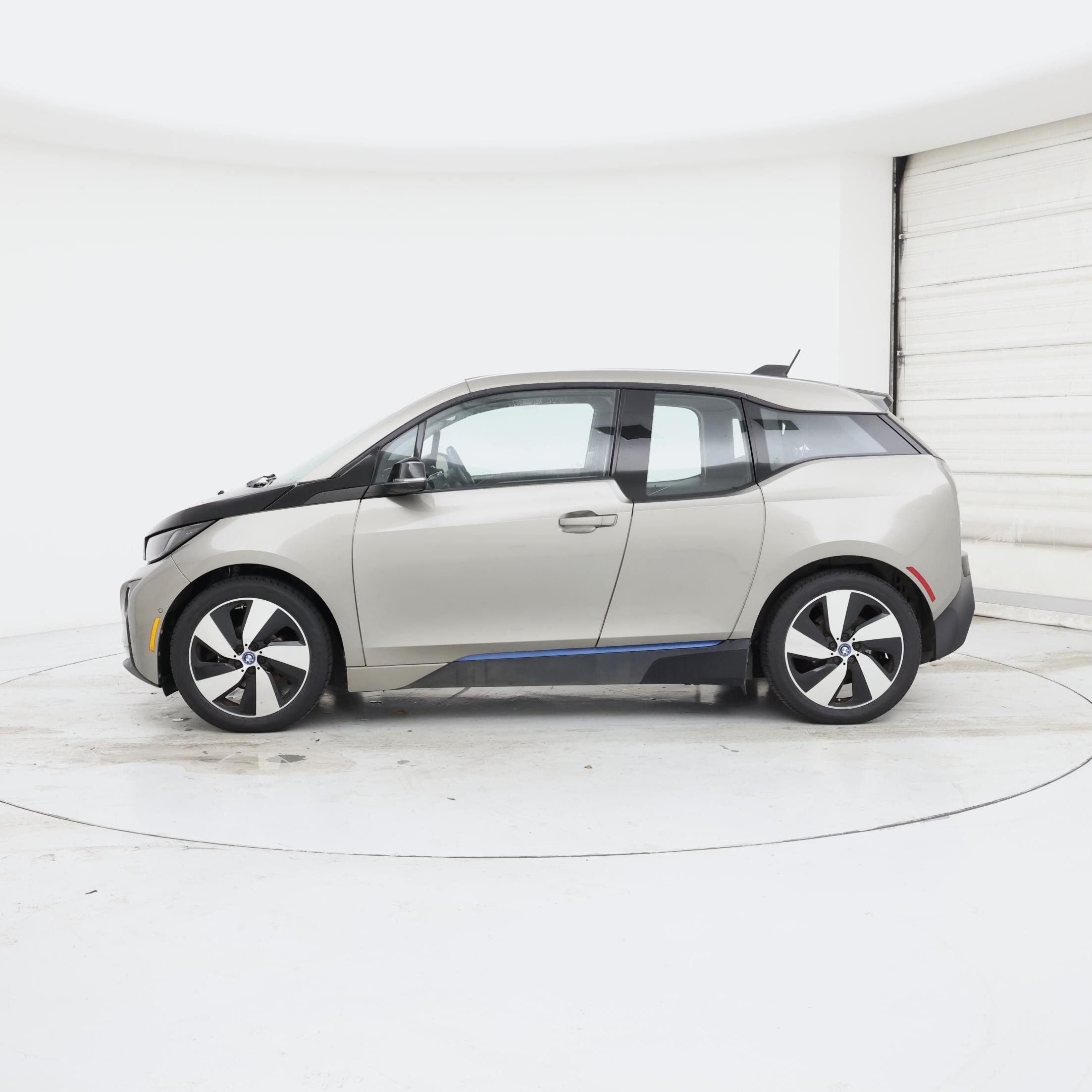 Thumbnail: 2016 BMW i3 - 3