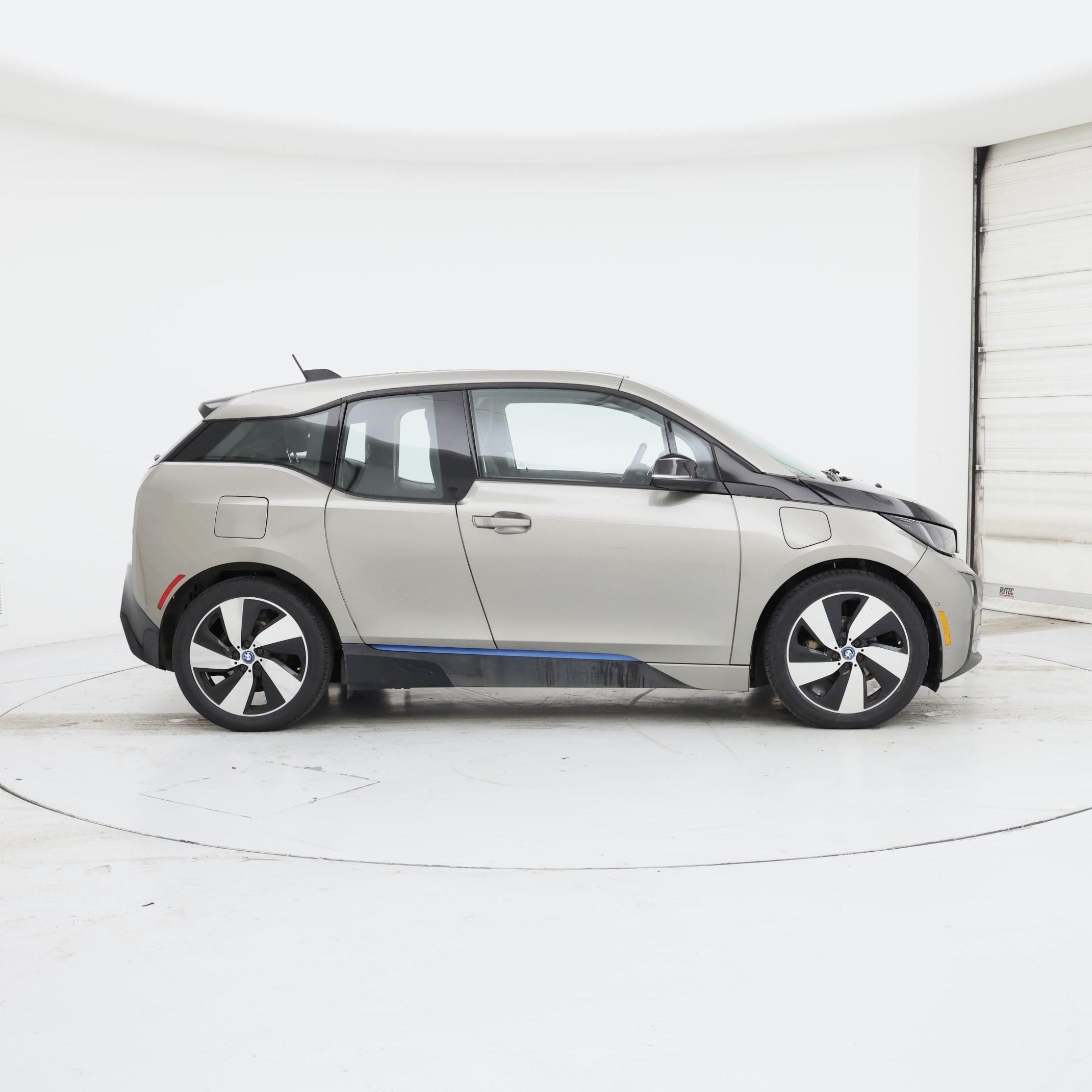 Thumbnail: 2016 BMW i3 - 7