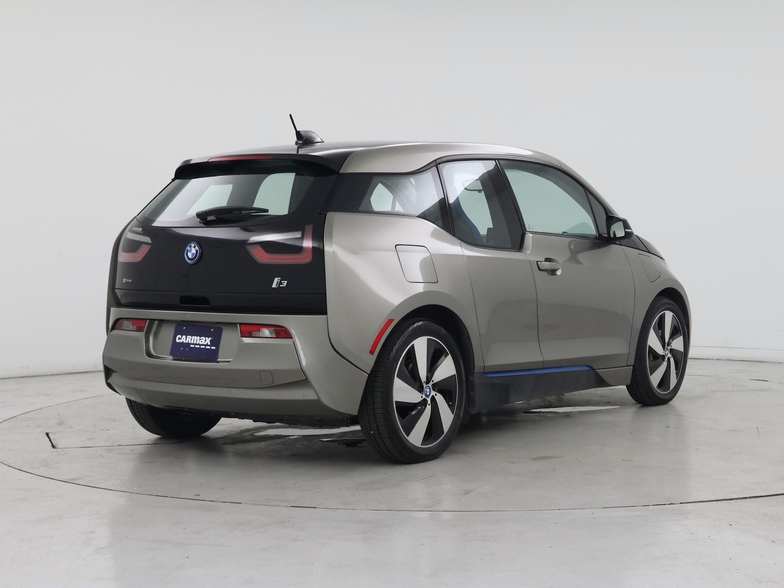2016 BMW i3 Tera World - Photo 9