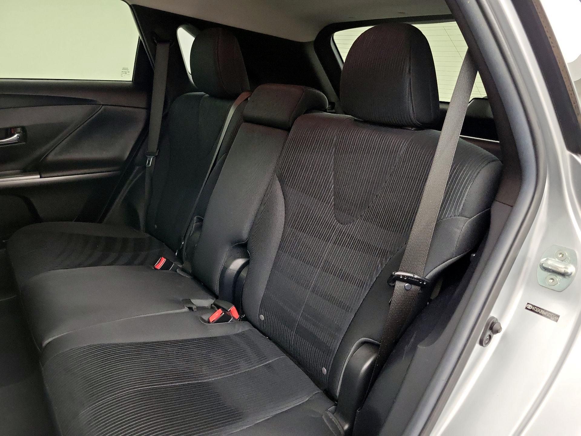 Thumbnail: 2015 Toyota Venza - 19