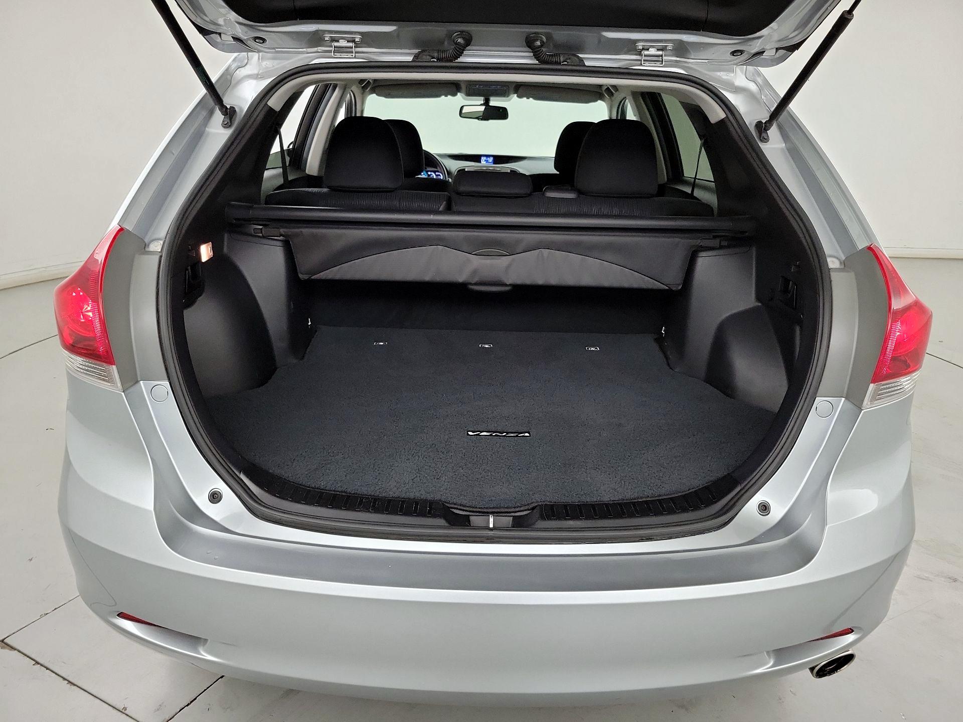 Thumbnail: 2015 Toyota Venza - 20