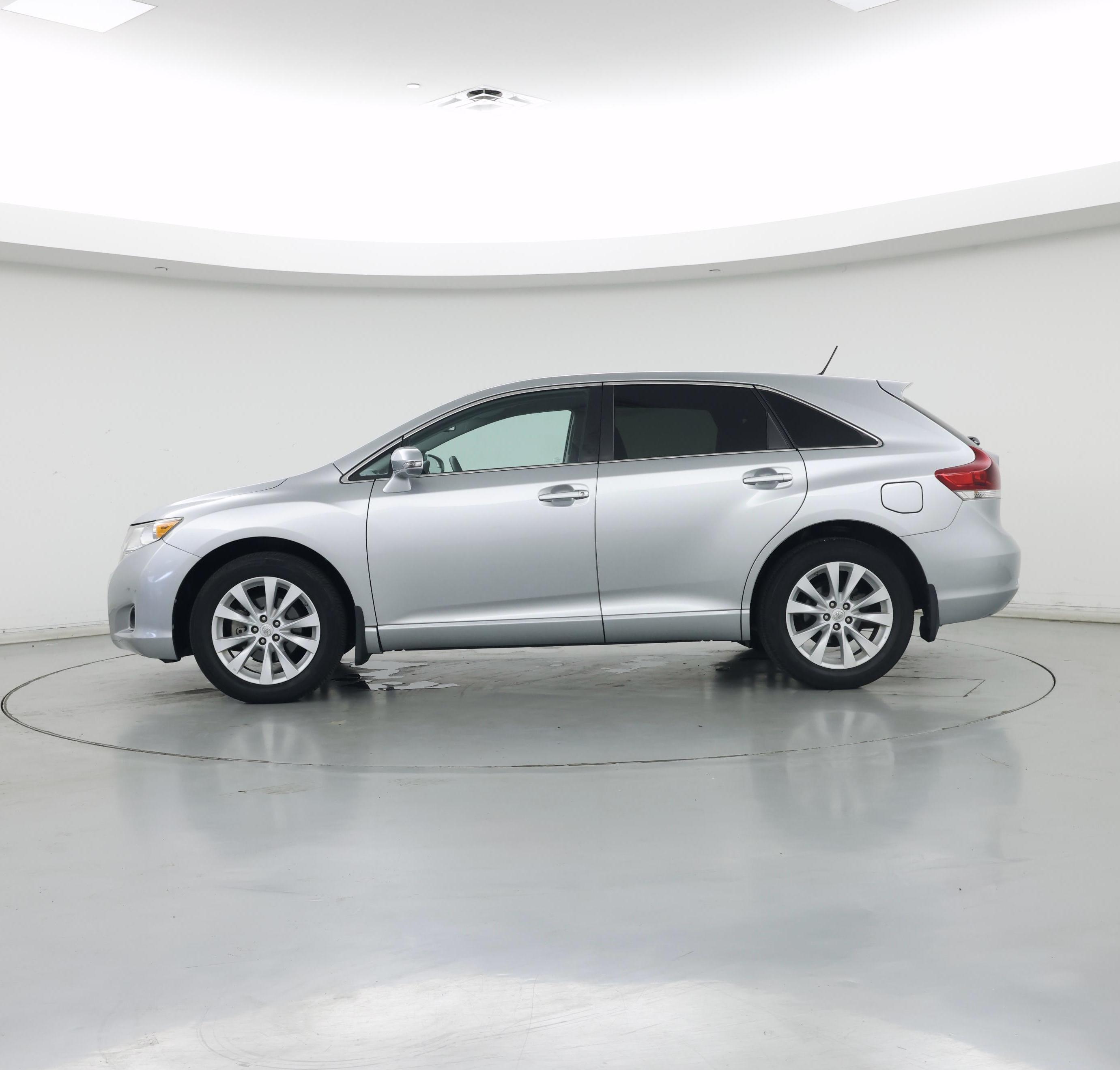 Thumbnail: 2015 Toyota Venza - 3