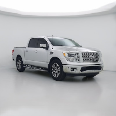 2017 Nissan Titan SL