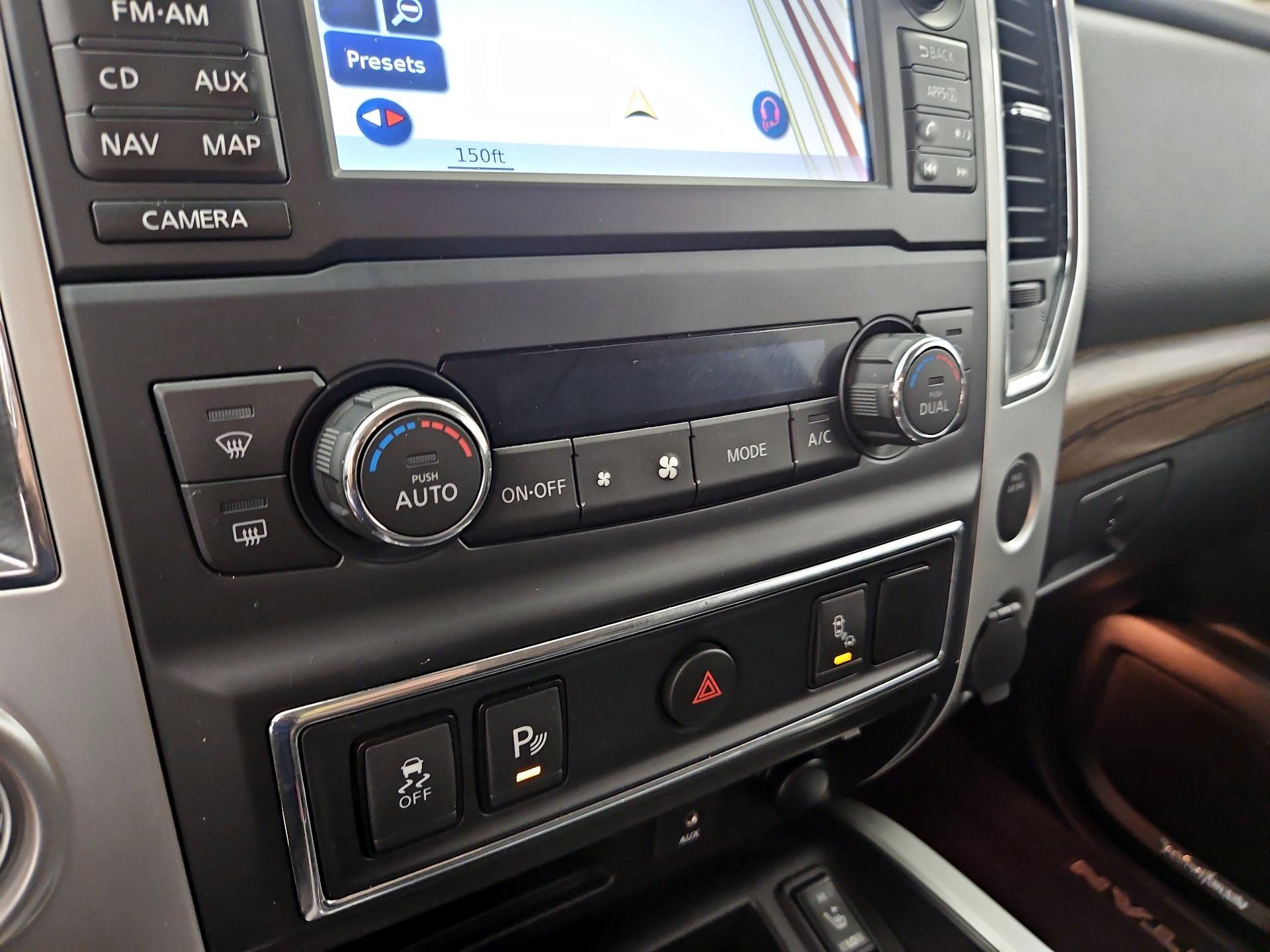 Thumbnail: 2017 Nissan Titan - 17