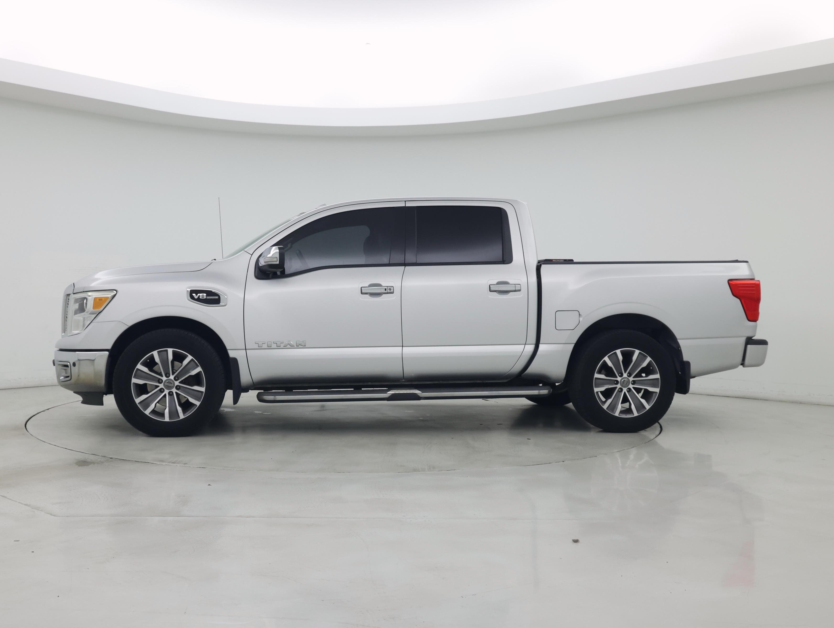 Thumbnail: 2017 Nissan Titan - 3