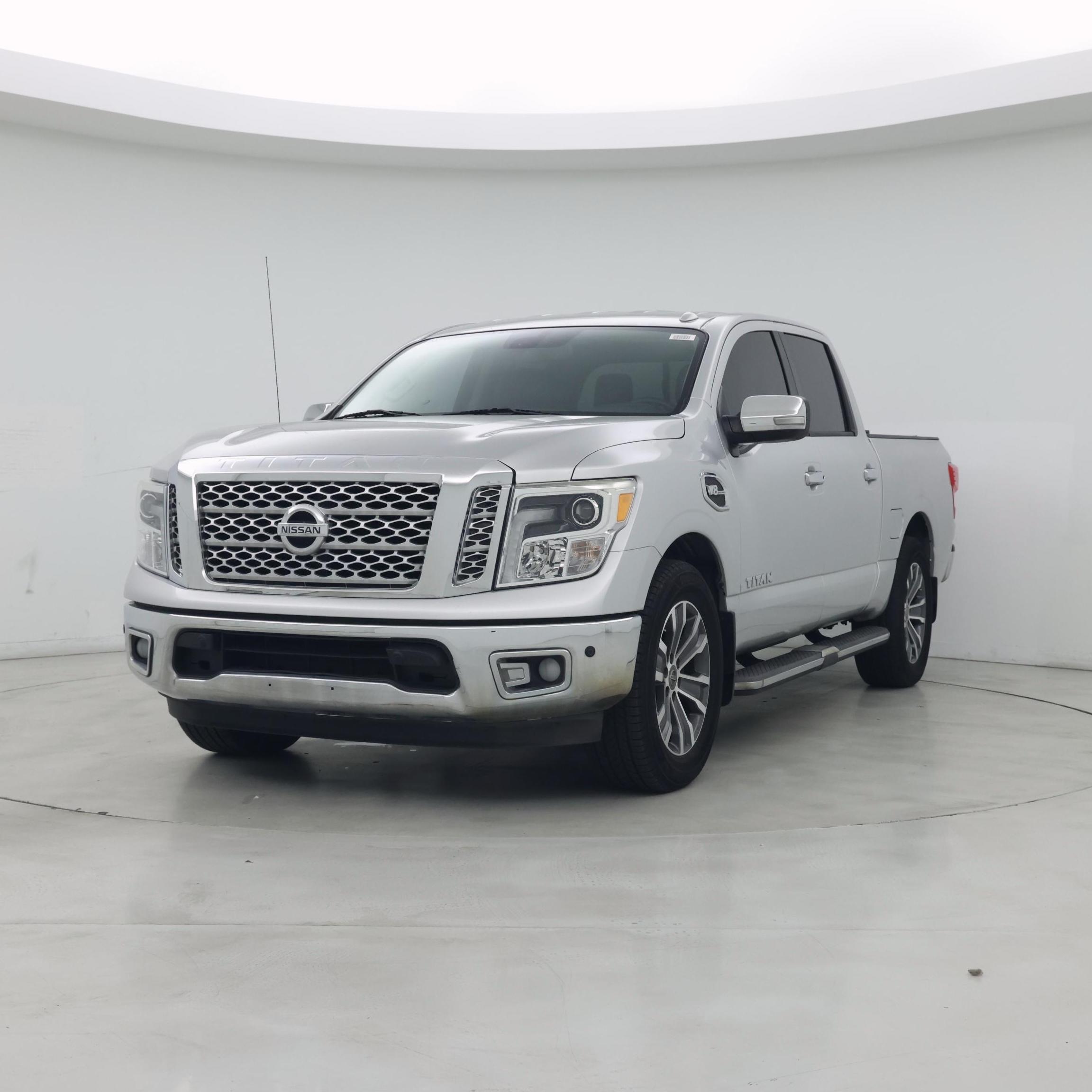 Thumbnail: 2017 Nissan Titan - 4