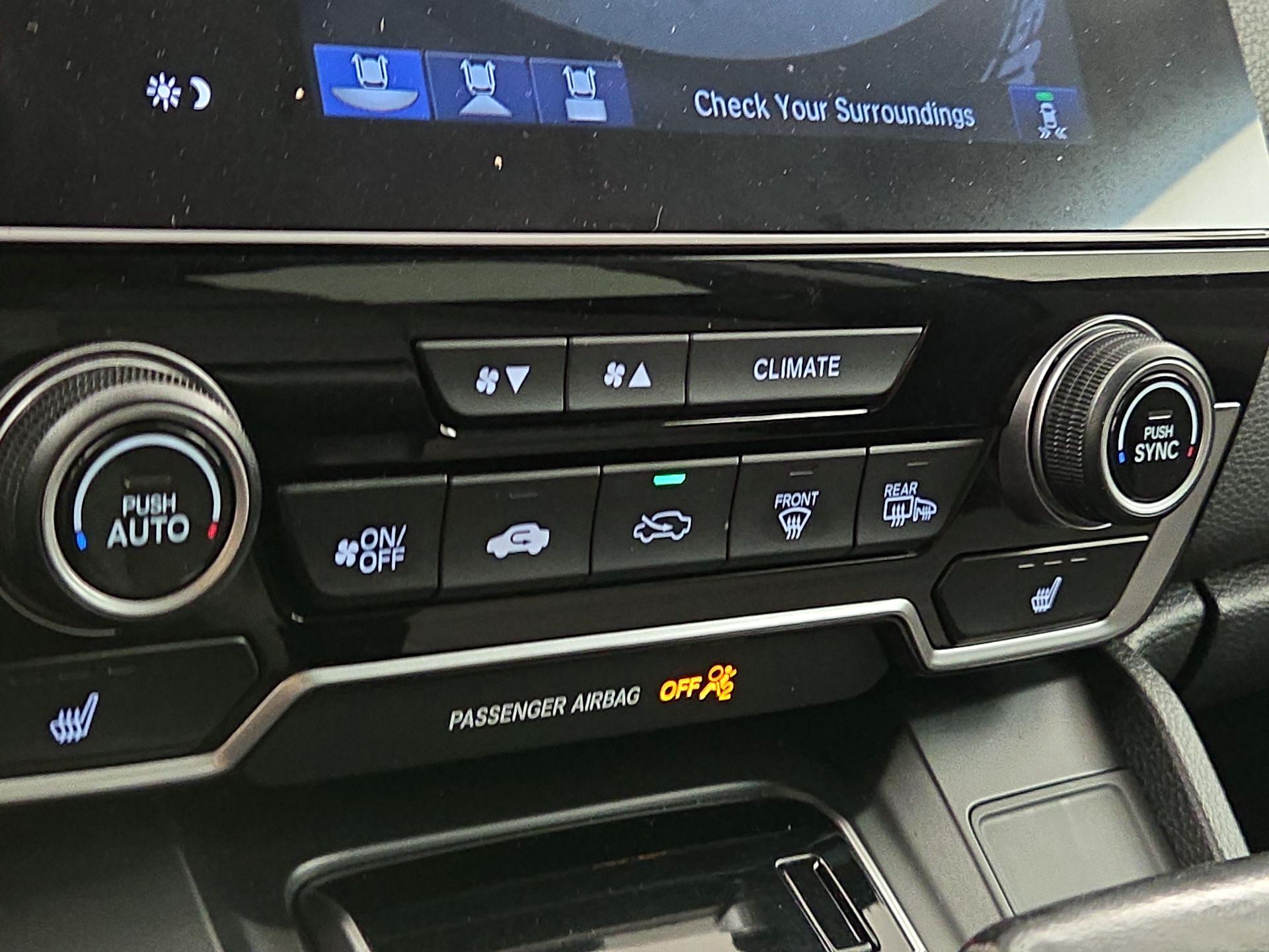 Thumbnail: 2017 Honda CR-V - 16