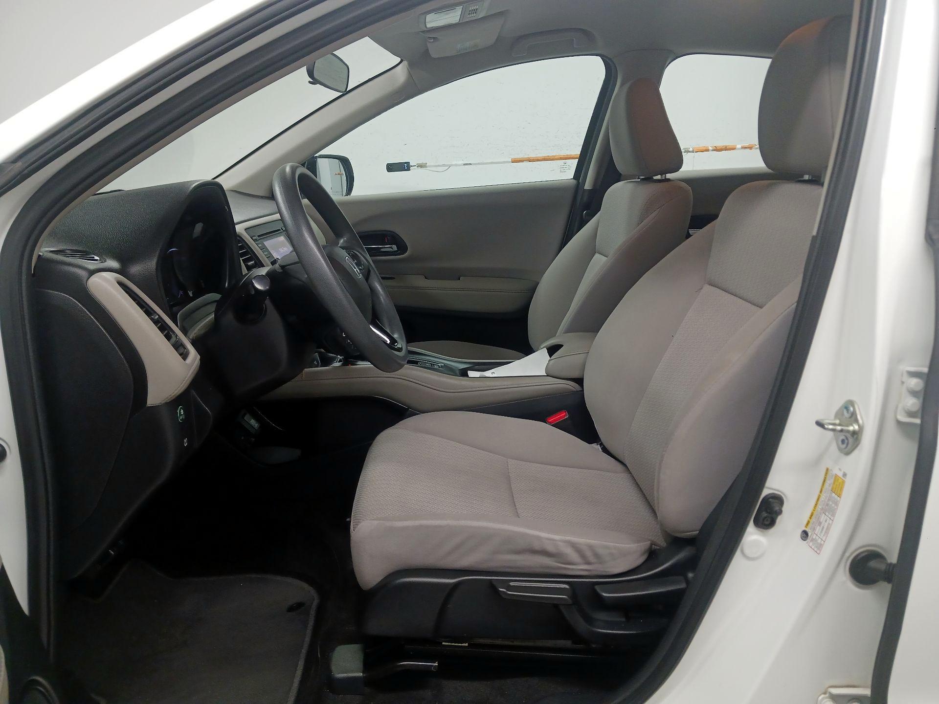 Thumbnail: 2018 Honda HR-V - 9