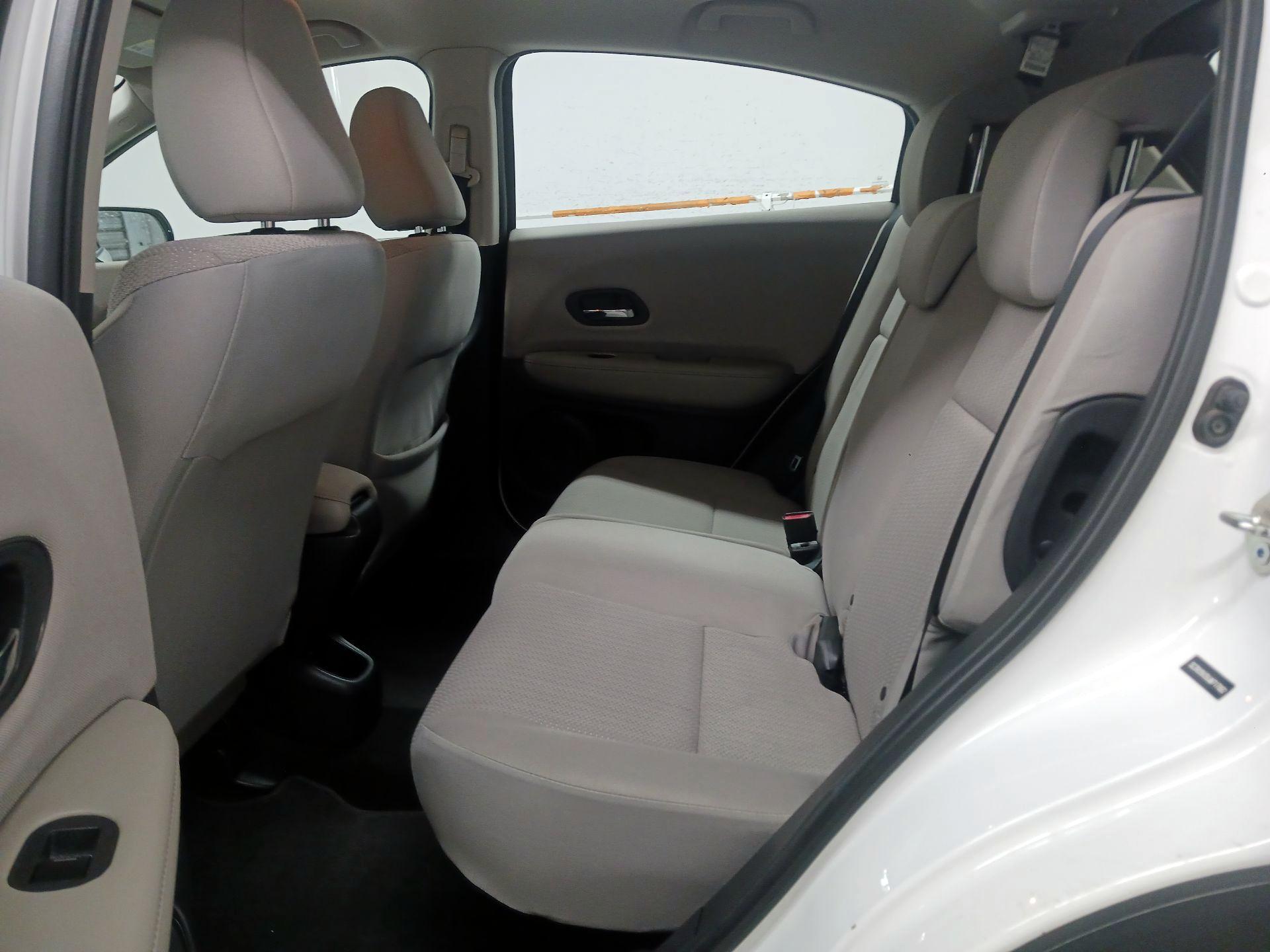 Thumbnail: 2018 Honda HR-V - 17