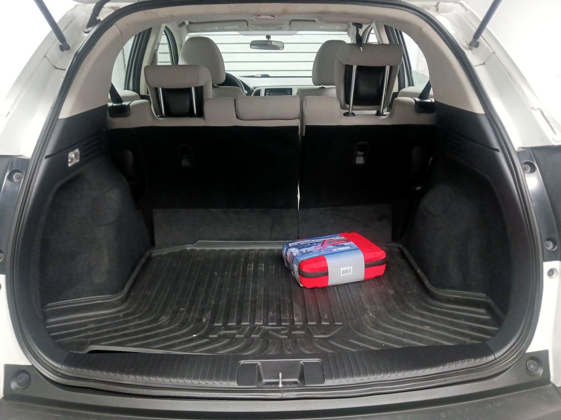 Thumbnail: 2018 Honda HR-V - 18
