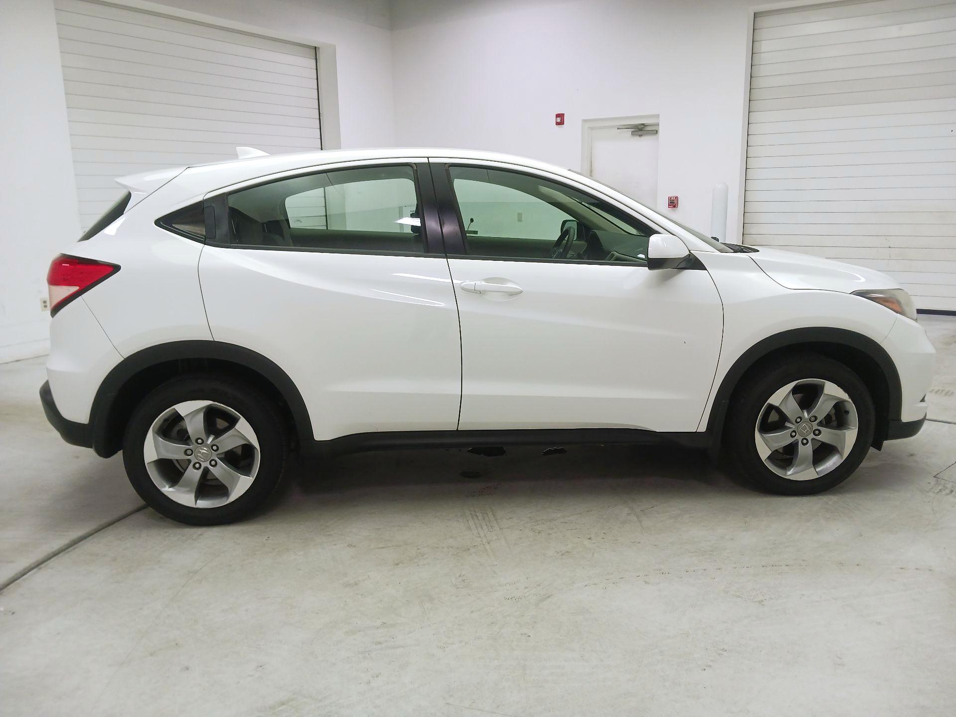 Thumbnail: 2018 Honda HR-V - 4