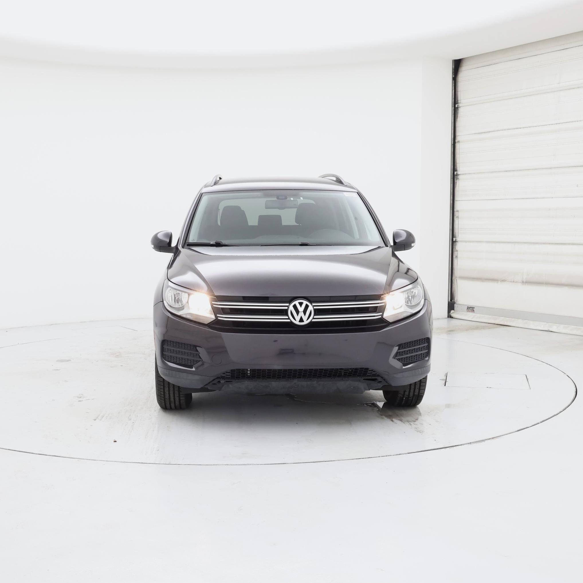 Thumbnail: 2016 Volkswagen Tiguan - 5