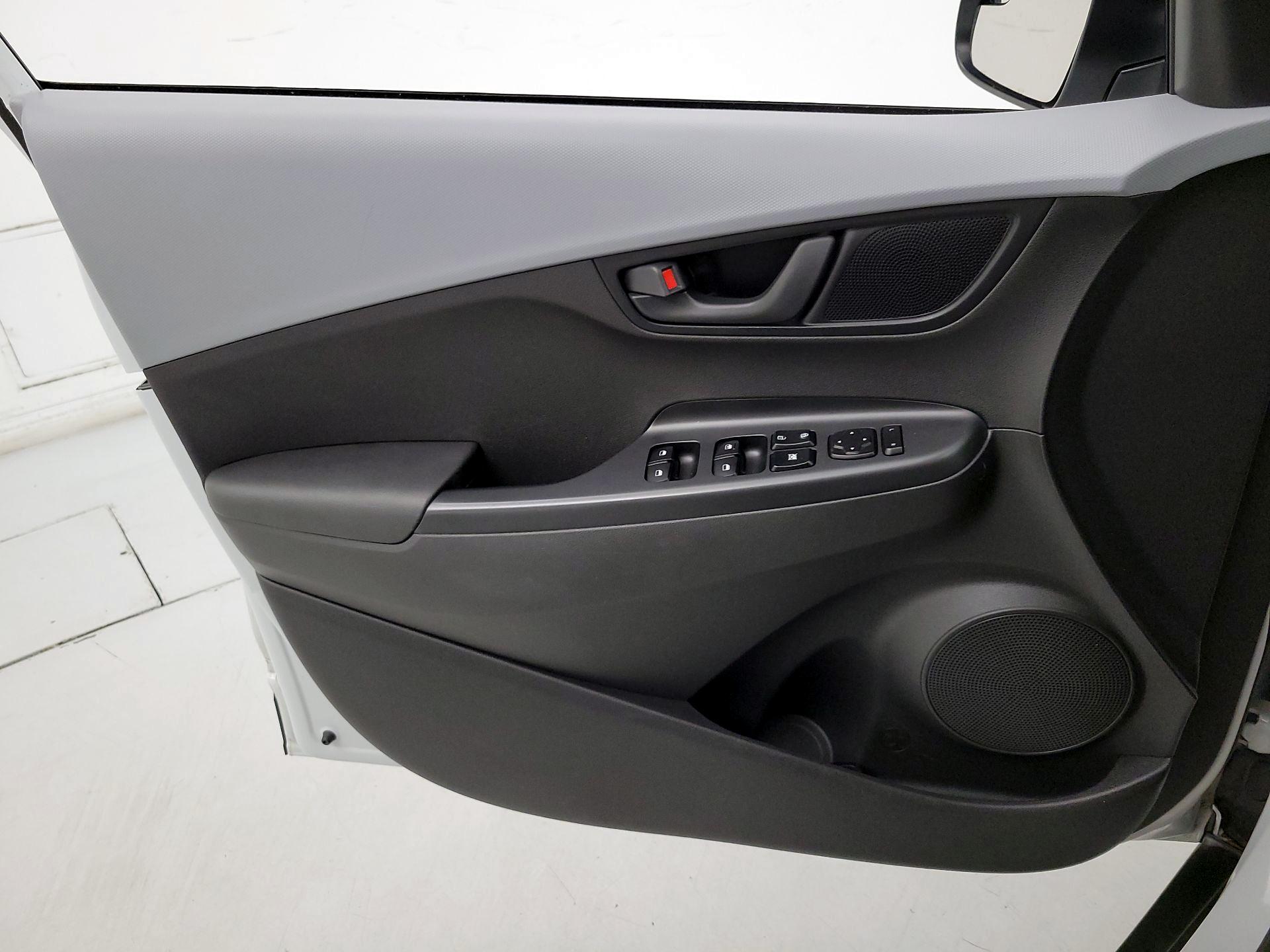 Thumbnail: 2019 Hyundai Kona - 12