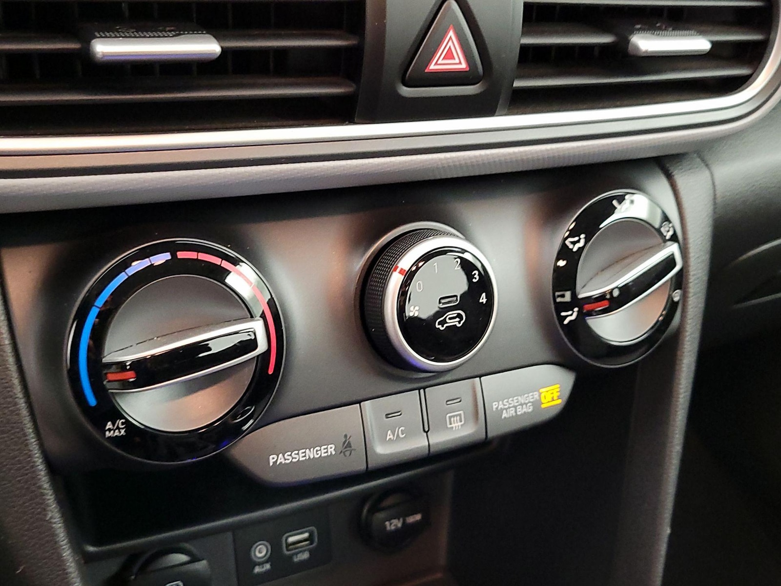 2019 Hyundai Kona SE - Photo 17