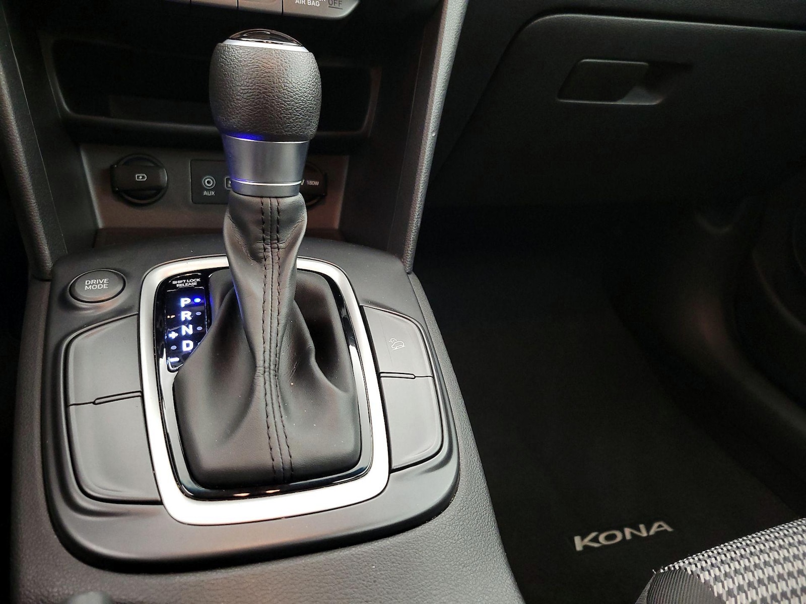 2019 Hyundai Kona SE - Photo 18