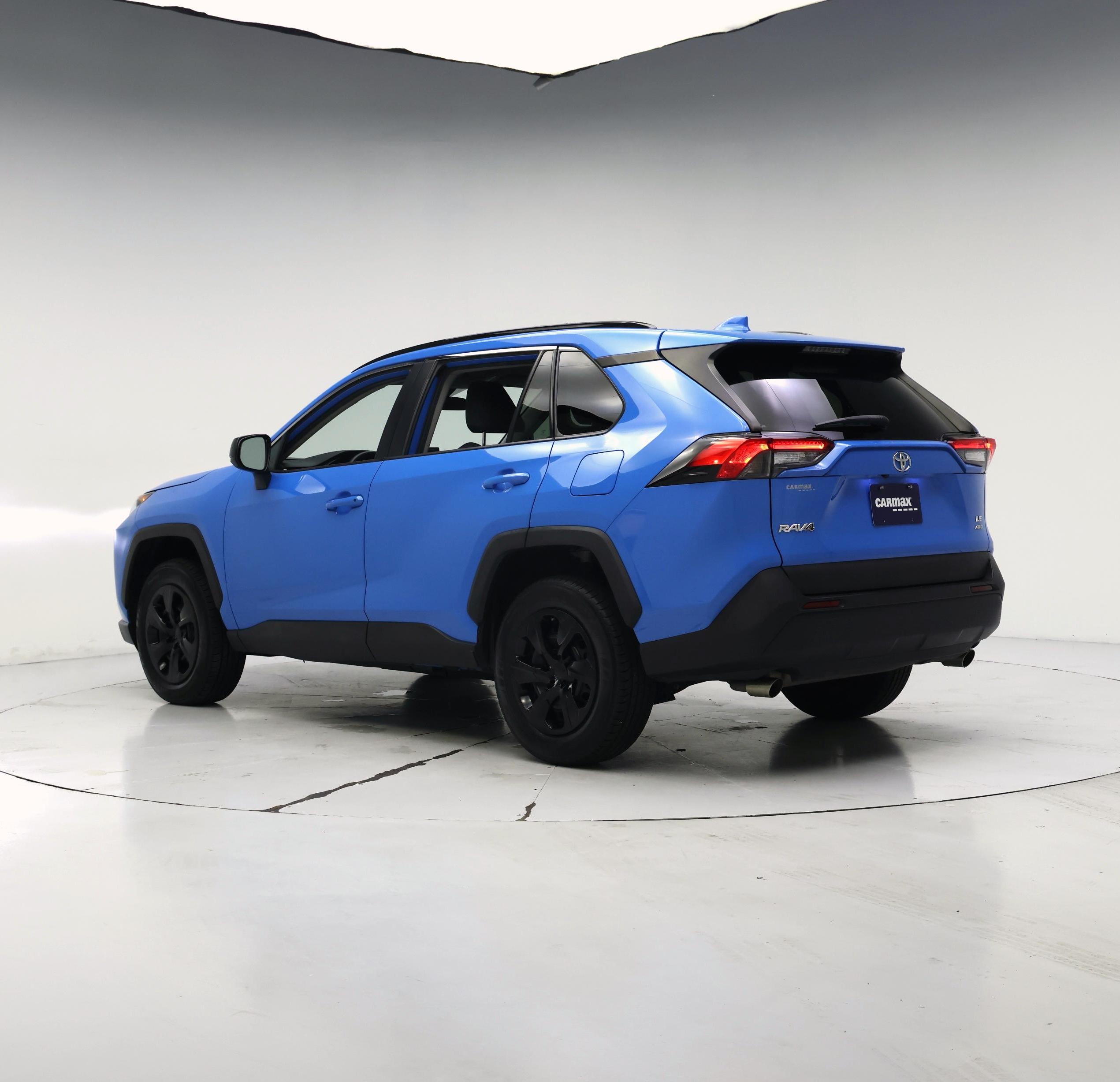 Thumbnail: 2020 Toyota RAV4 - 2