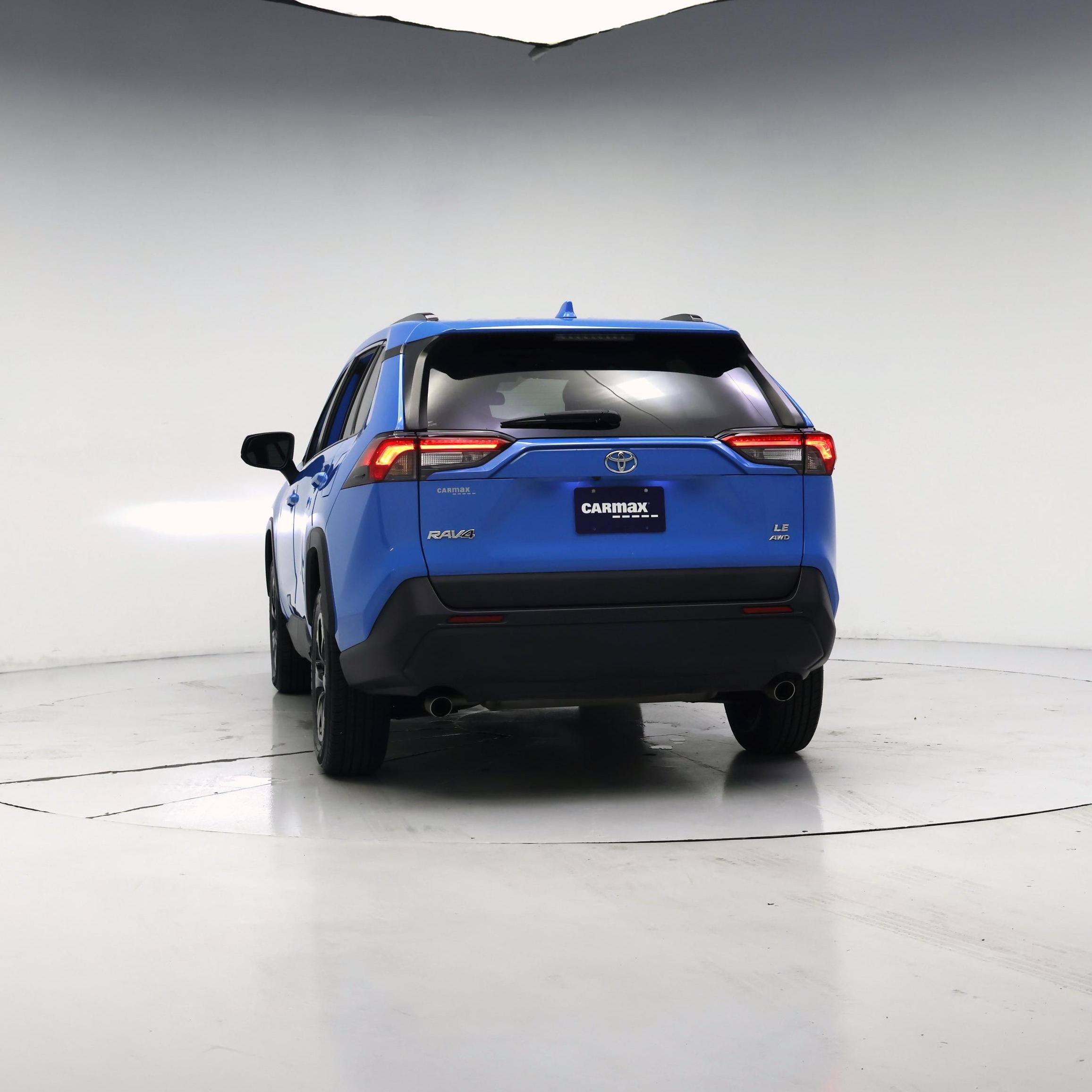 Thumbnail: 2020 Toyota RAV4 - 6