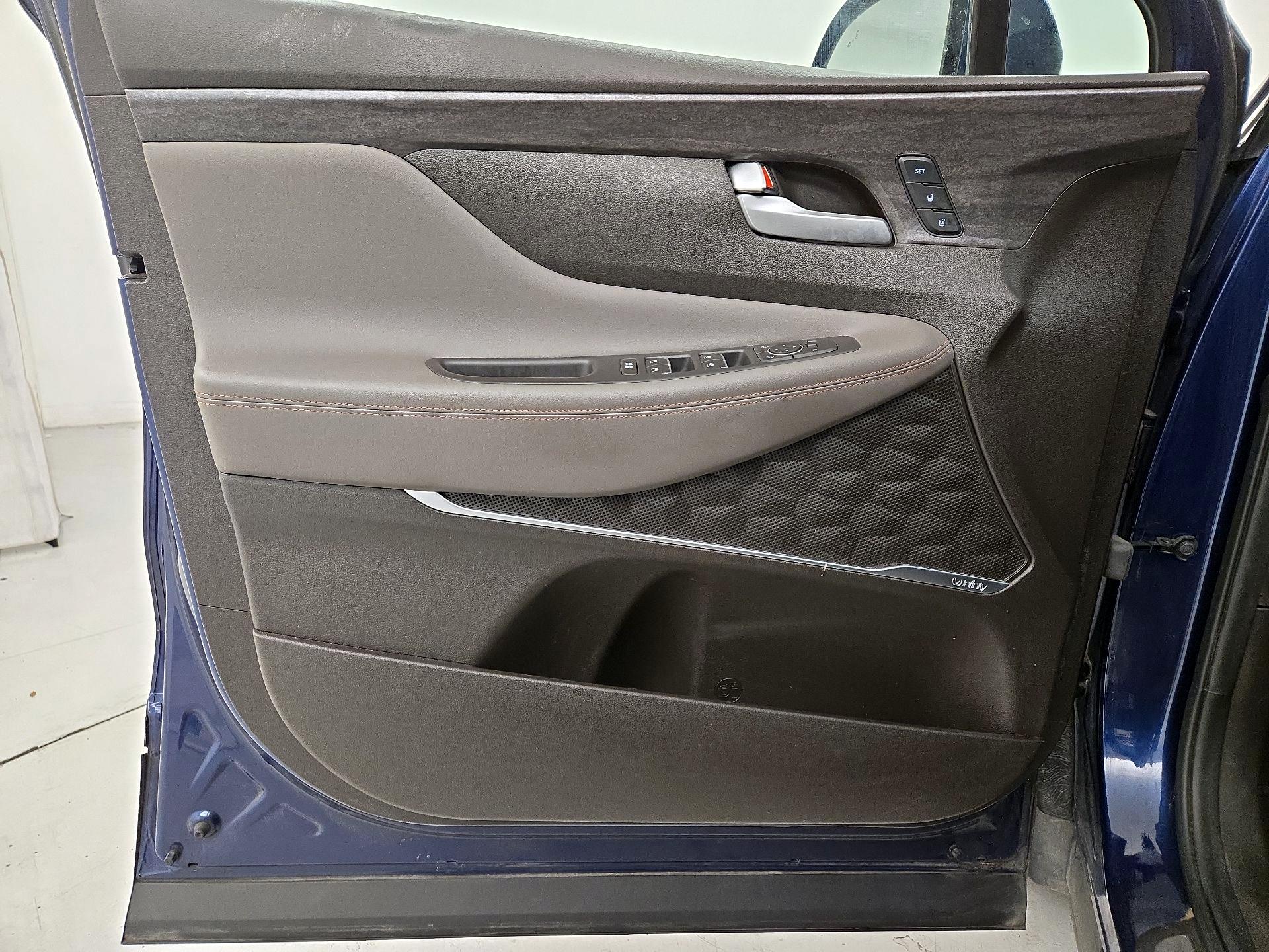 Thumbnail: 2019 Hyundai Santa Fe - 12