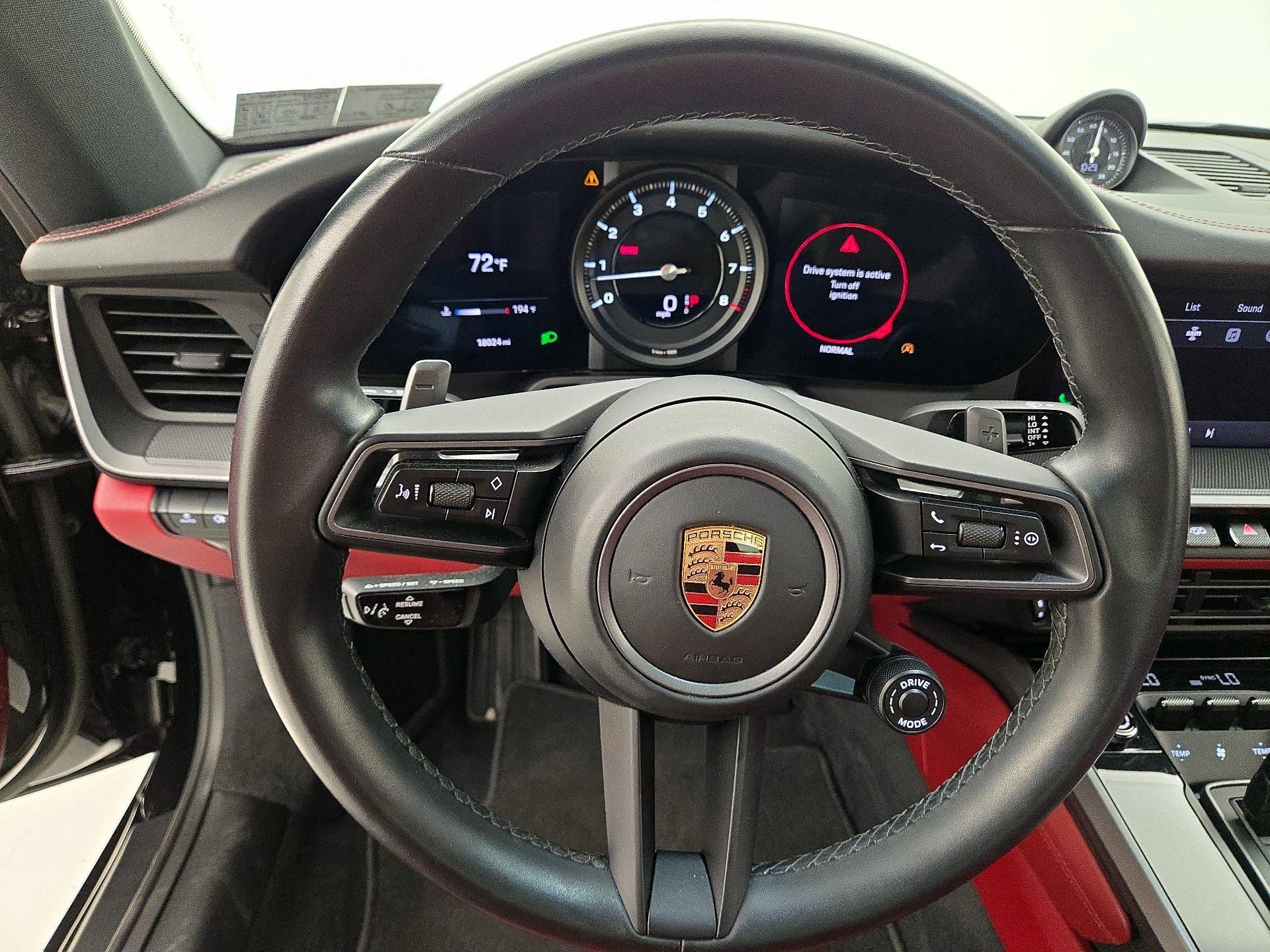 Thumbnail: 2022 Porsche 911 - 10