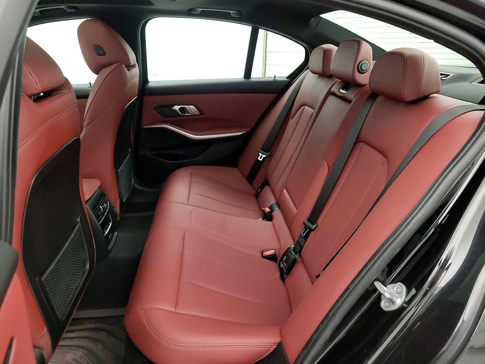 2022 BMW 3 Series 330i - Photo 22