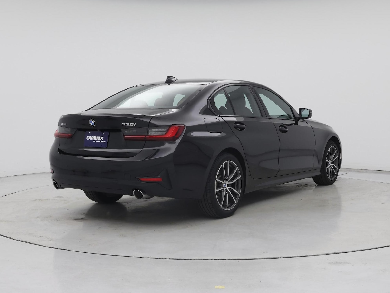 2022 BMW 3 Series 330i - Photo 9