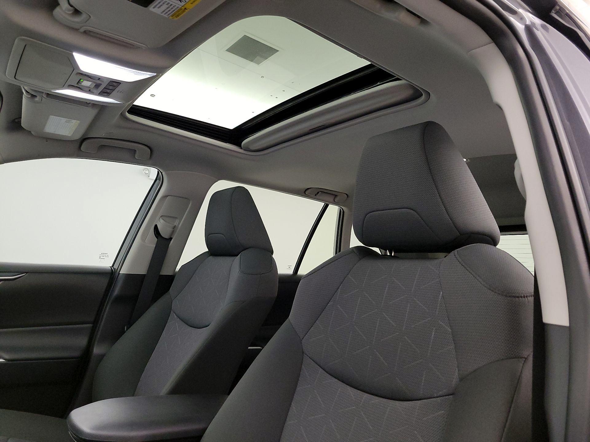 Thumbnail: 2025 Toyota RAV4 - 19