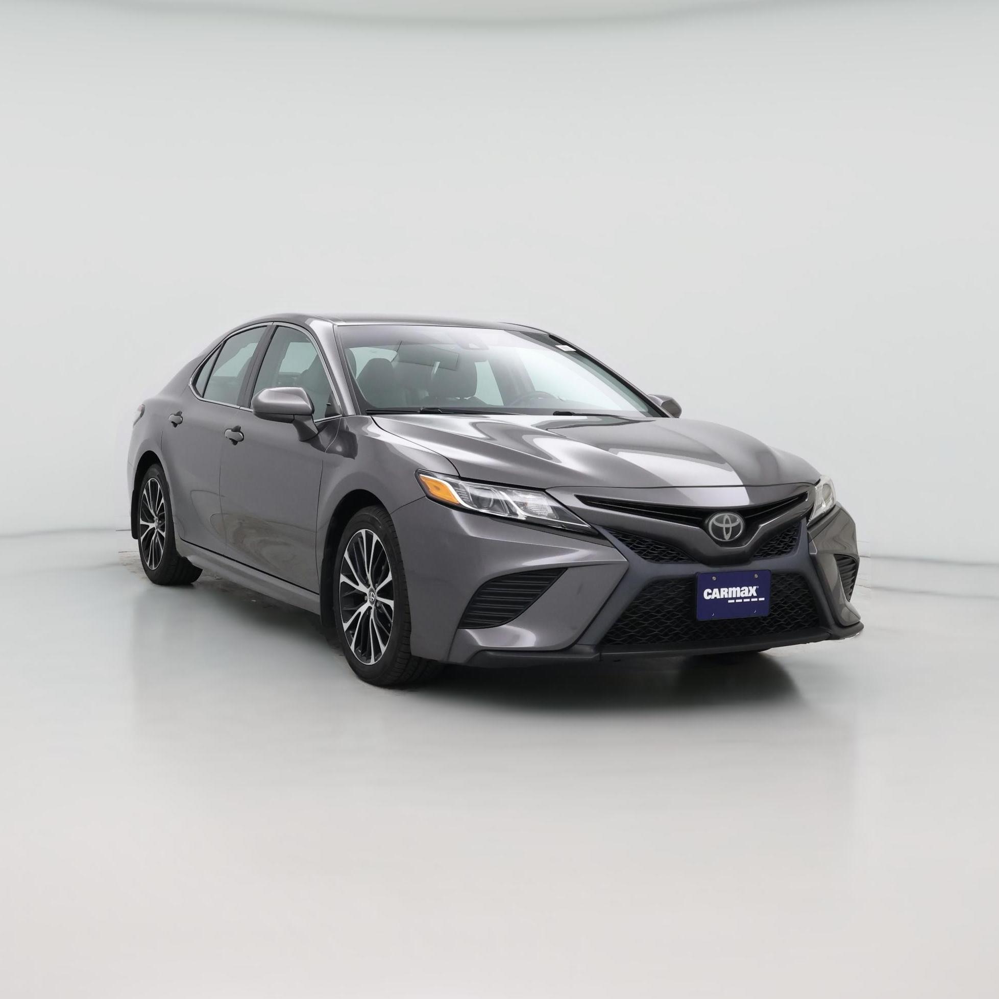 Thumbnail: 2019 Toyota Camry - 1