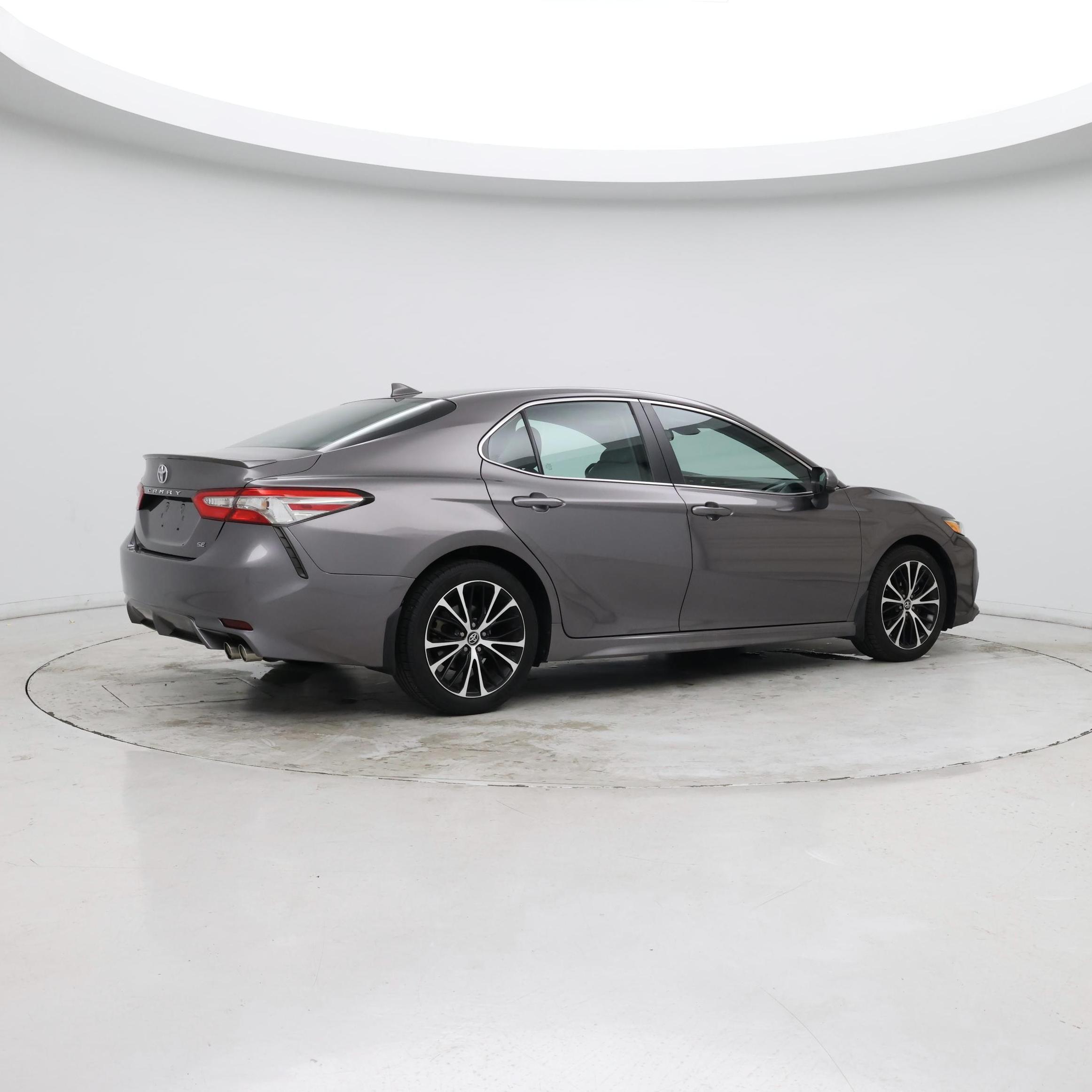 Thumbnail: 2019 Toyota Camry - 6