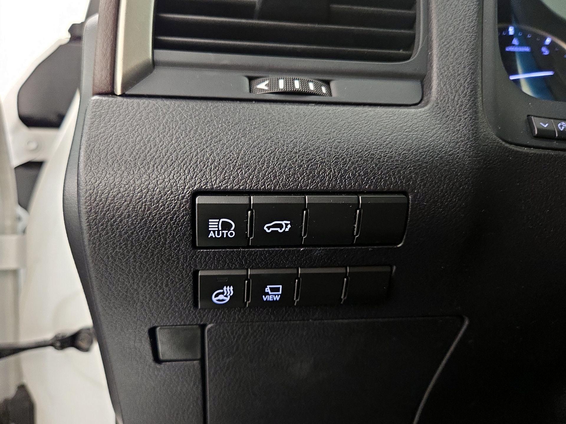Thumbnail: 2019 Lexus RX - 13