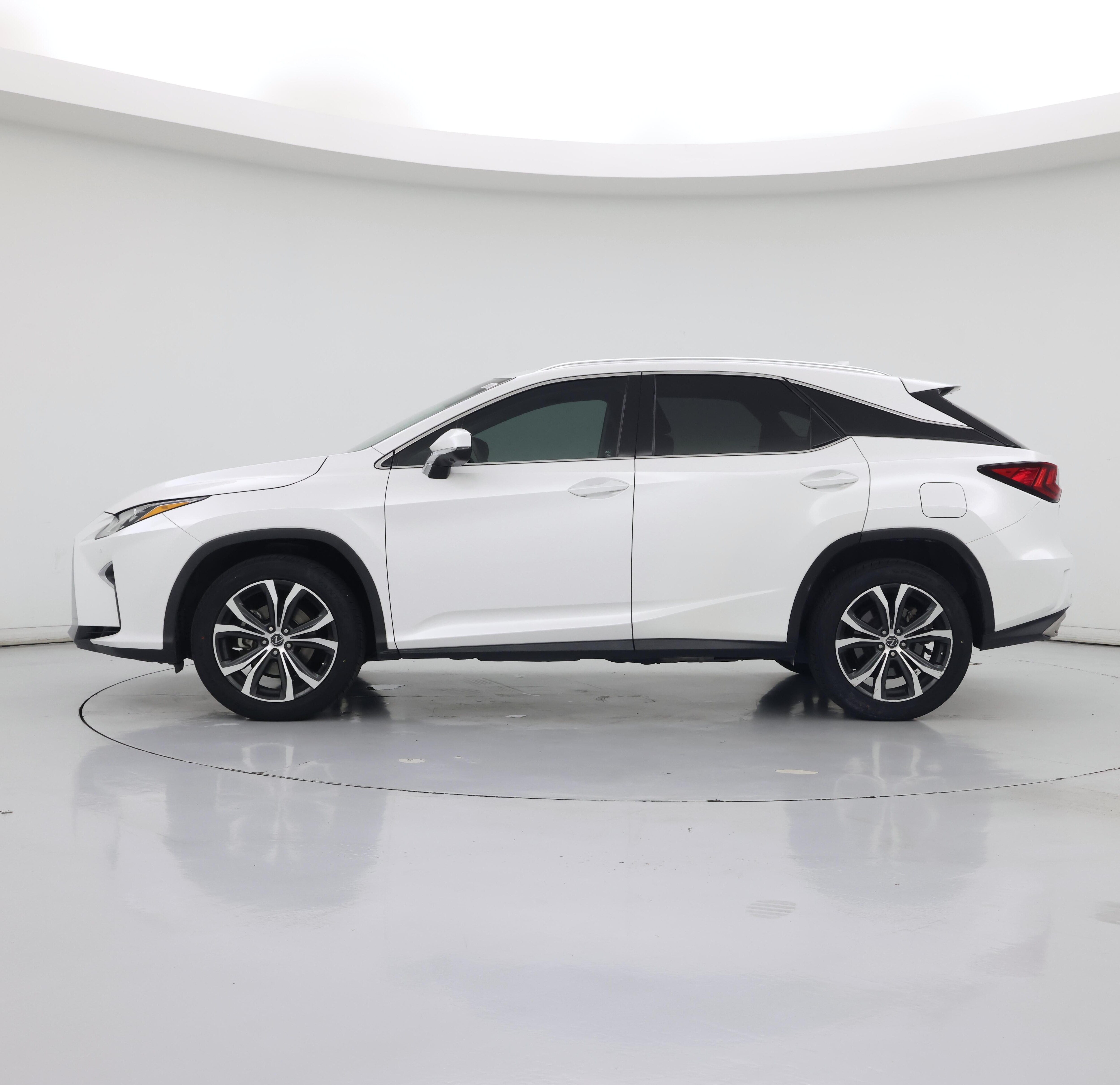 Thumbnail: 2019 Lexus RX - 3