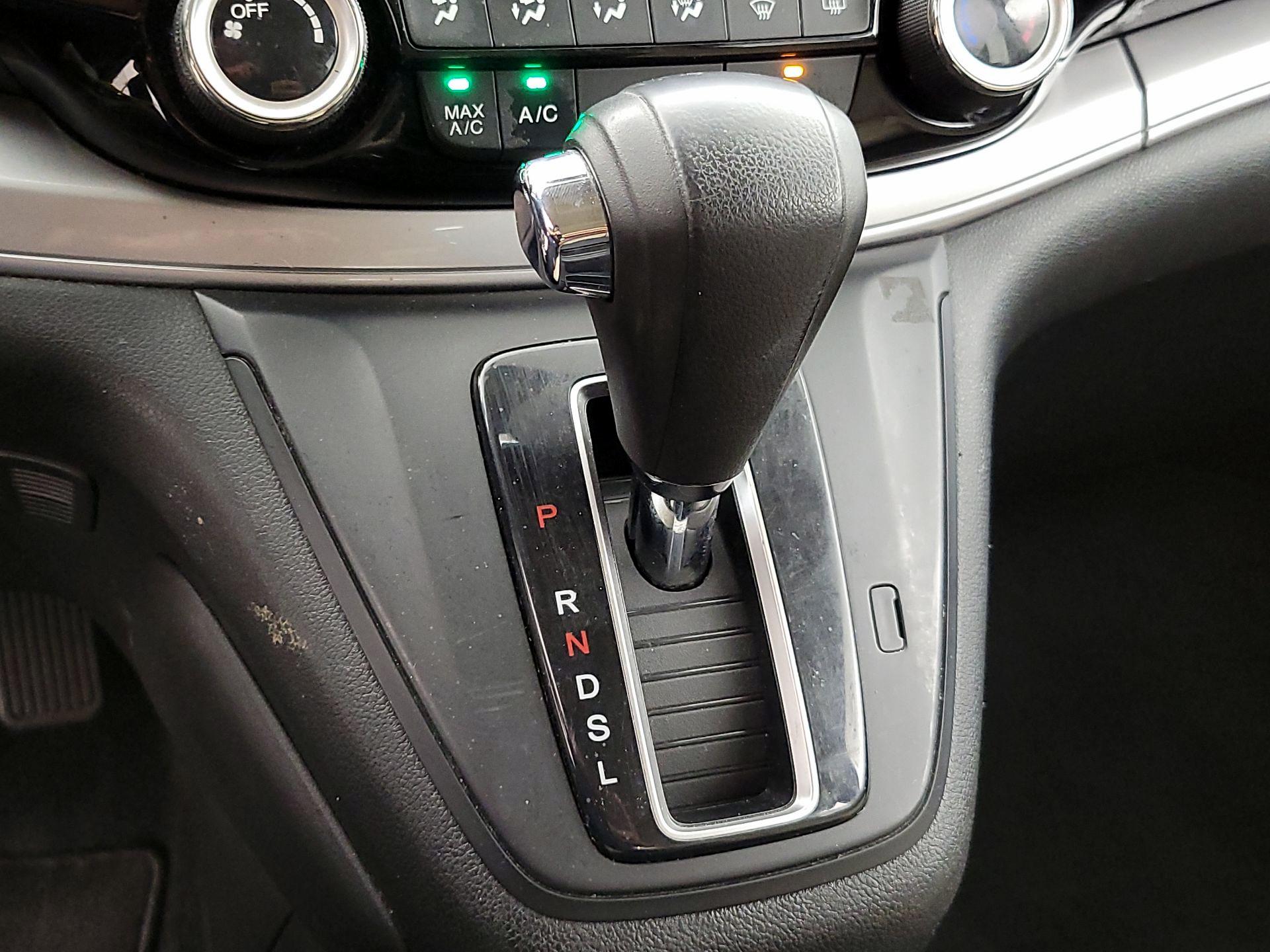 Thumbnail: 2015 Honda CR-V - 17