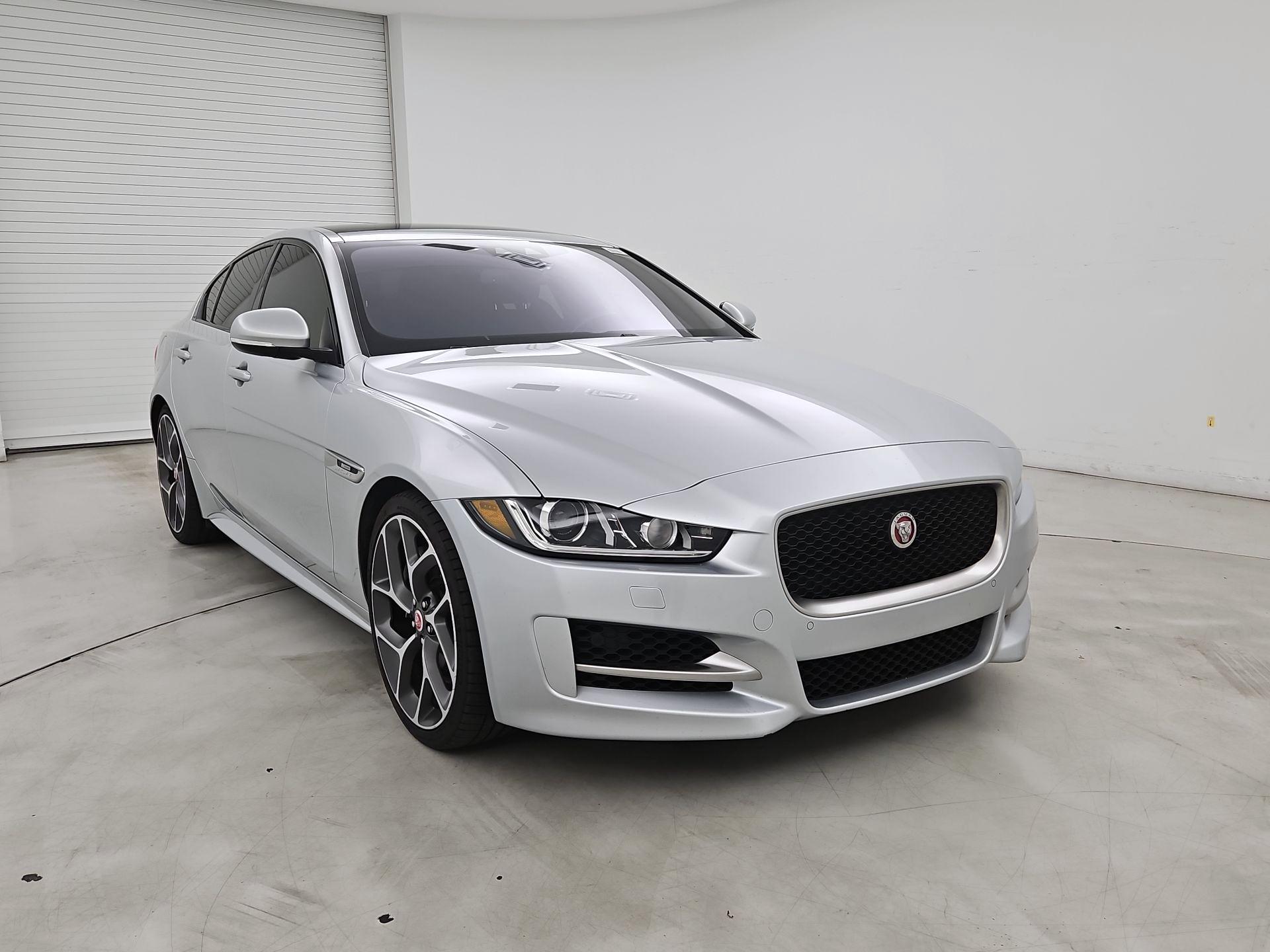 Thumbnail: 2018 Jaguar XE - 1