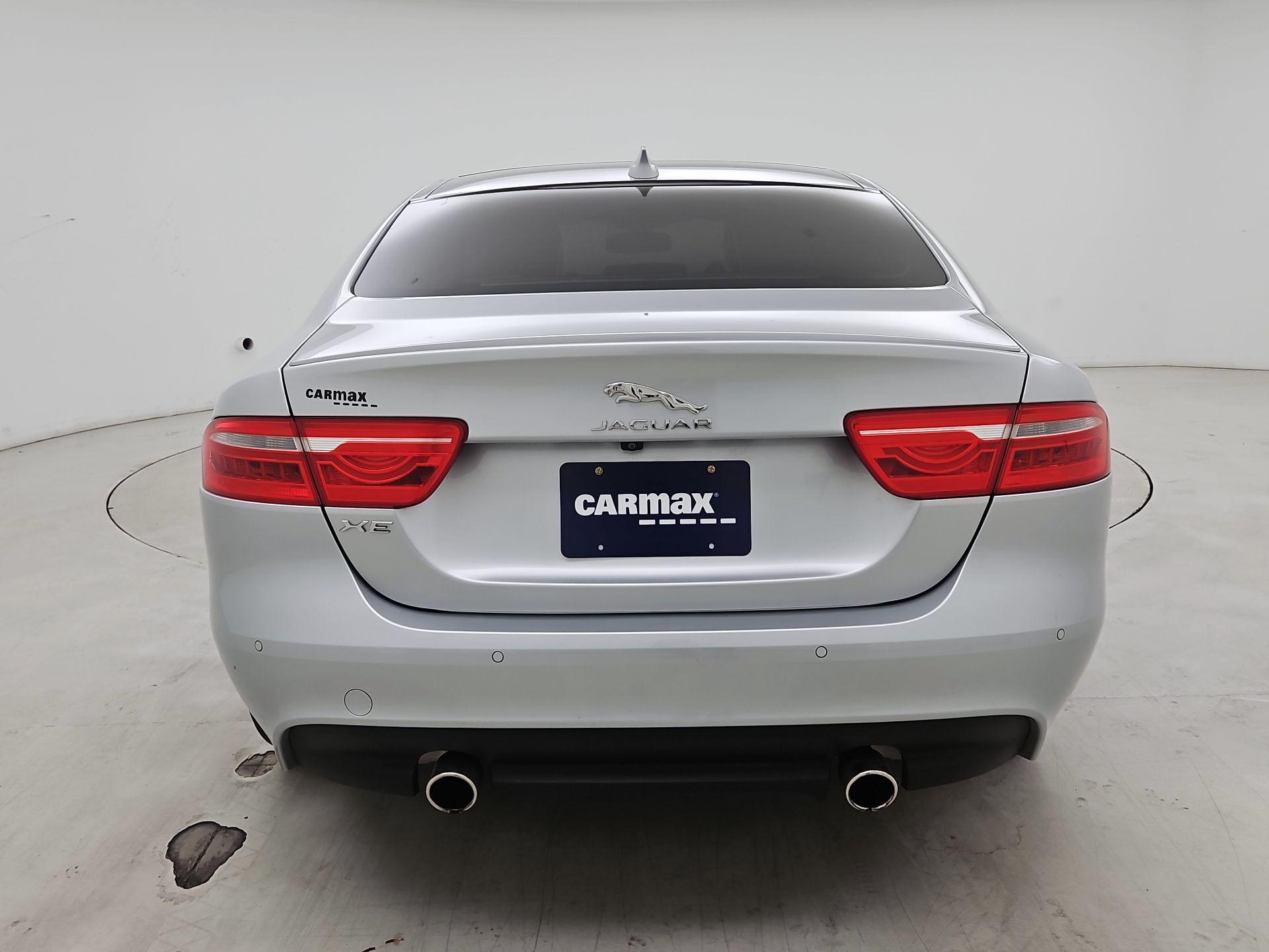 Thumbnail: 2018 Jaguar XE - 6