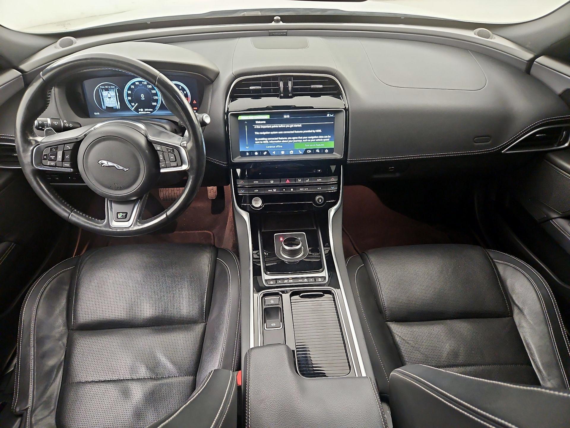 Thumbnail: 2018 Jaguar XE - 8