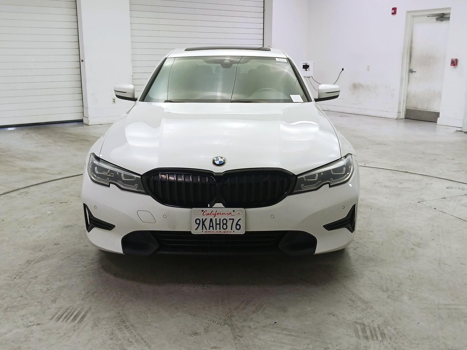 Thumbnail: 2020 BMW 3 Series - 2
