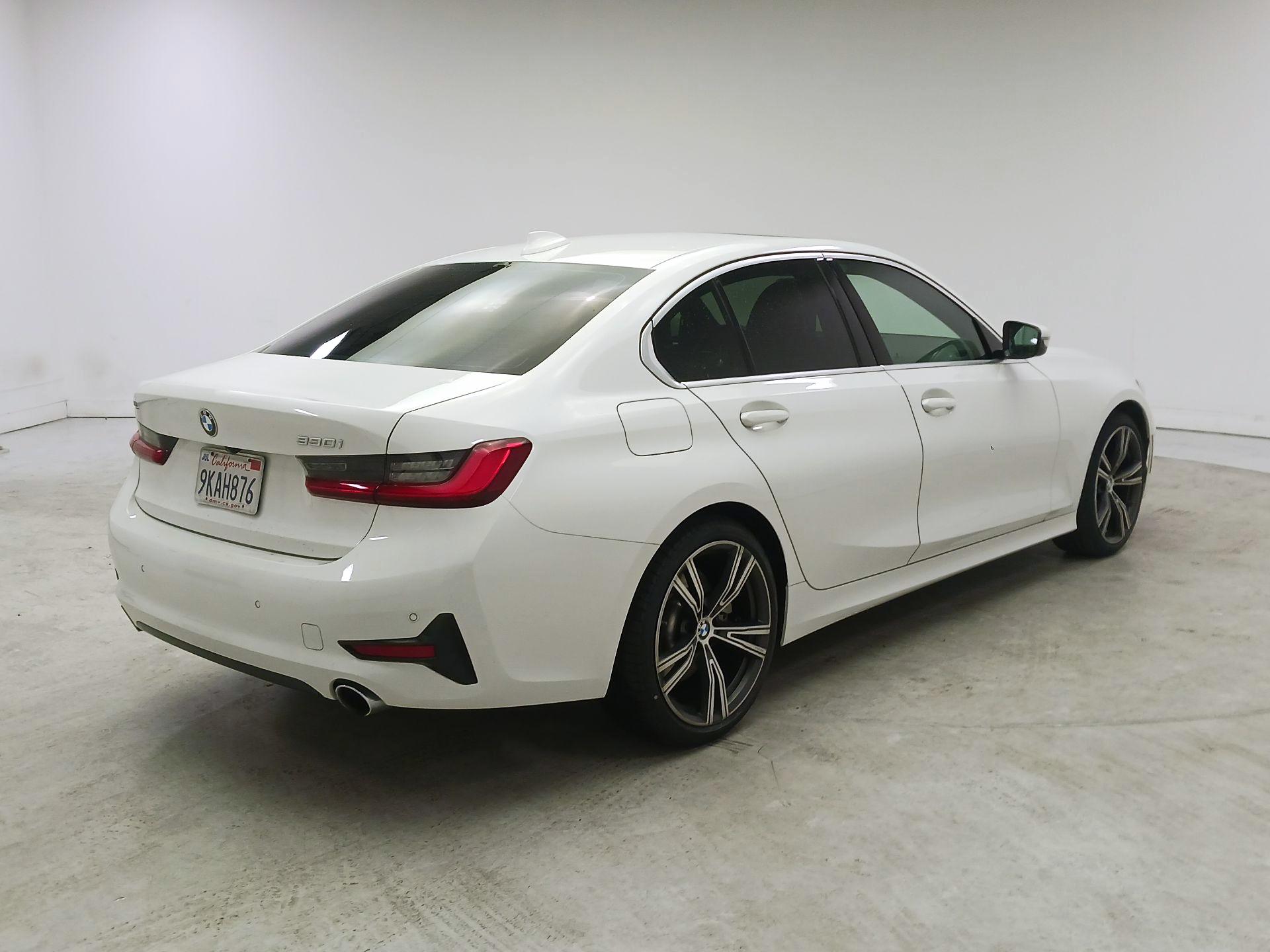 Thumbnail: 2020 BMW 3 Series - 5