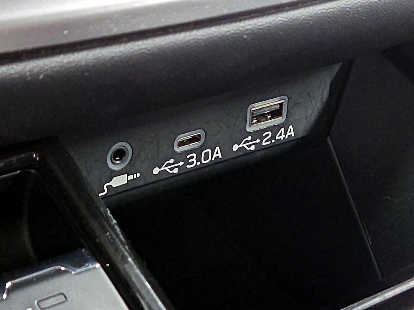 2023 Subaru Outback Limited - Photo 18