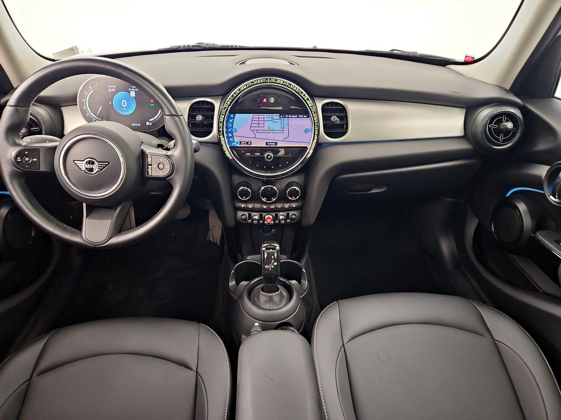 Thumbnail: 2022 MINI Cooper Hardtop - 9