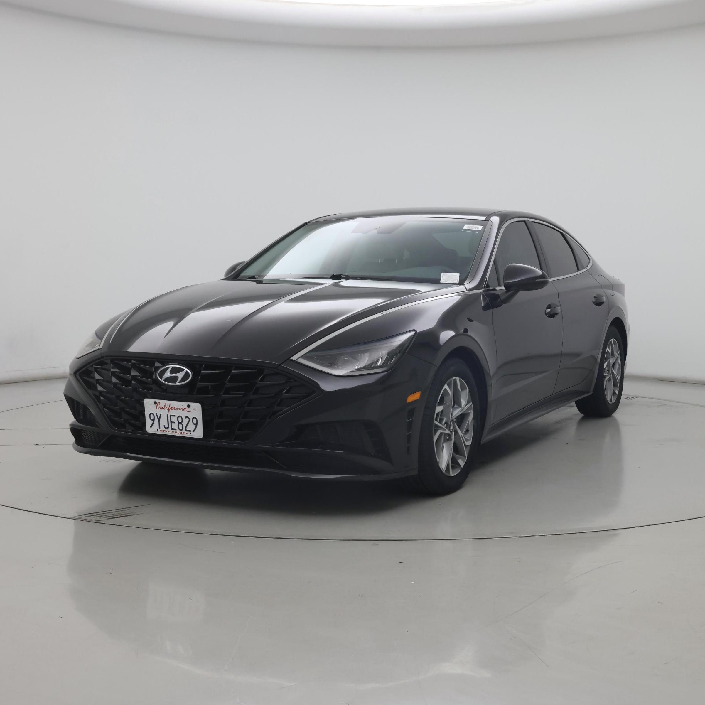 Thumbnail: 2023 Hyundai Sonata - 4