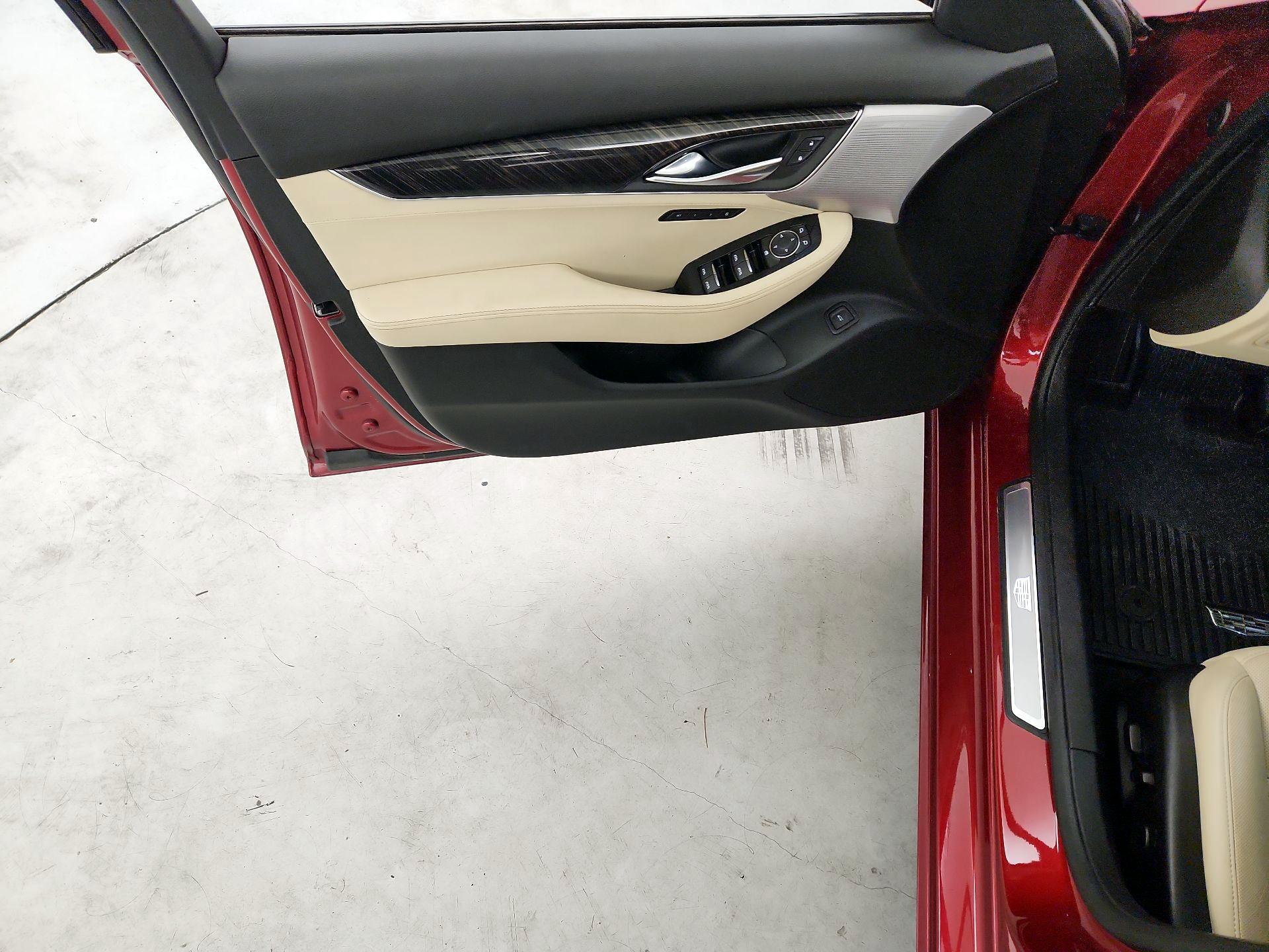 Thumbnail: 2021 Cadillac CT5 - 12