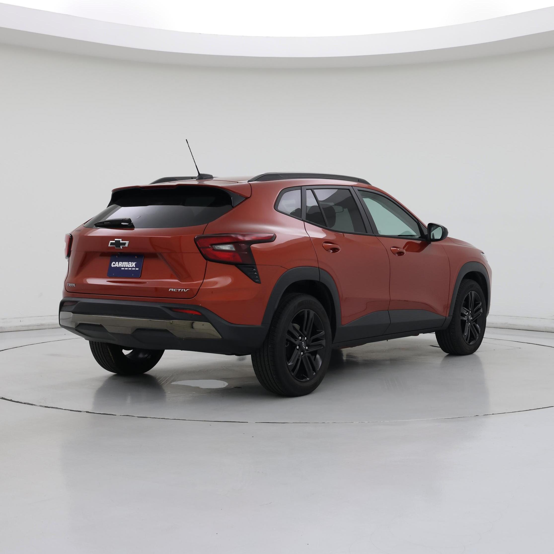 Thumbnail: 2024 Chevrolet Trax - 8
