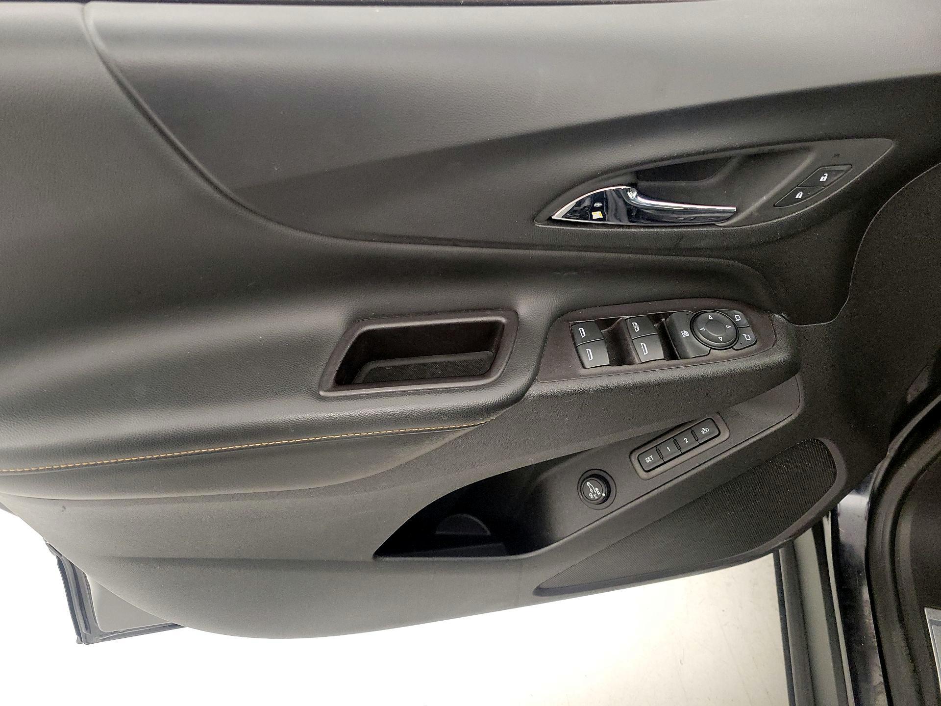 Thumbnail: 2020 Chevrolet Equinox - 12