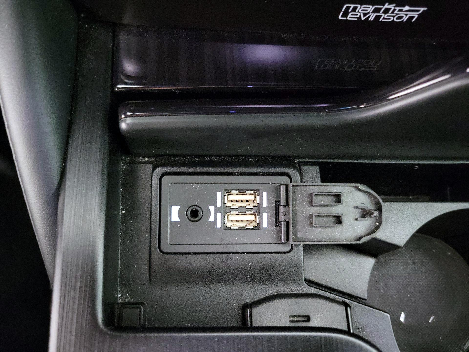 Thumbnail: 2019 Lexus ES - 19