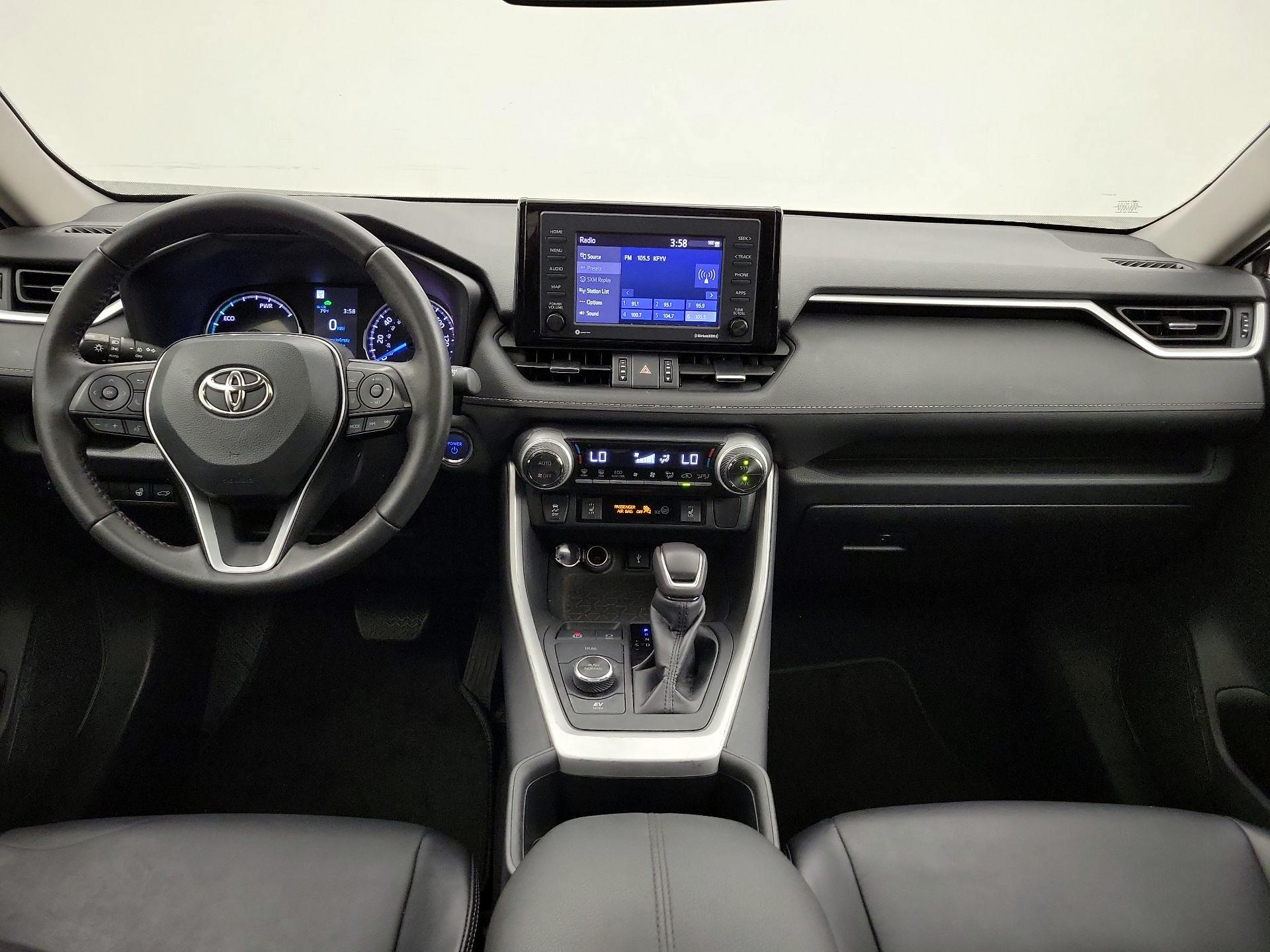 Thumbnail: 2022 Toyota RAV4 - 8