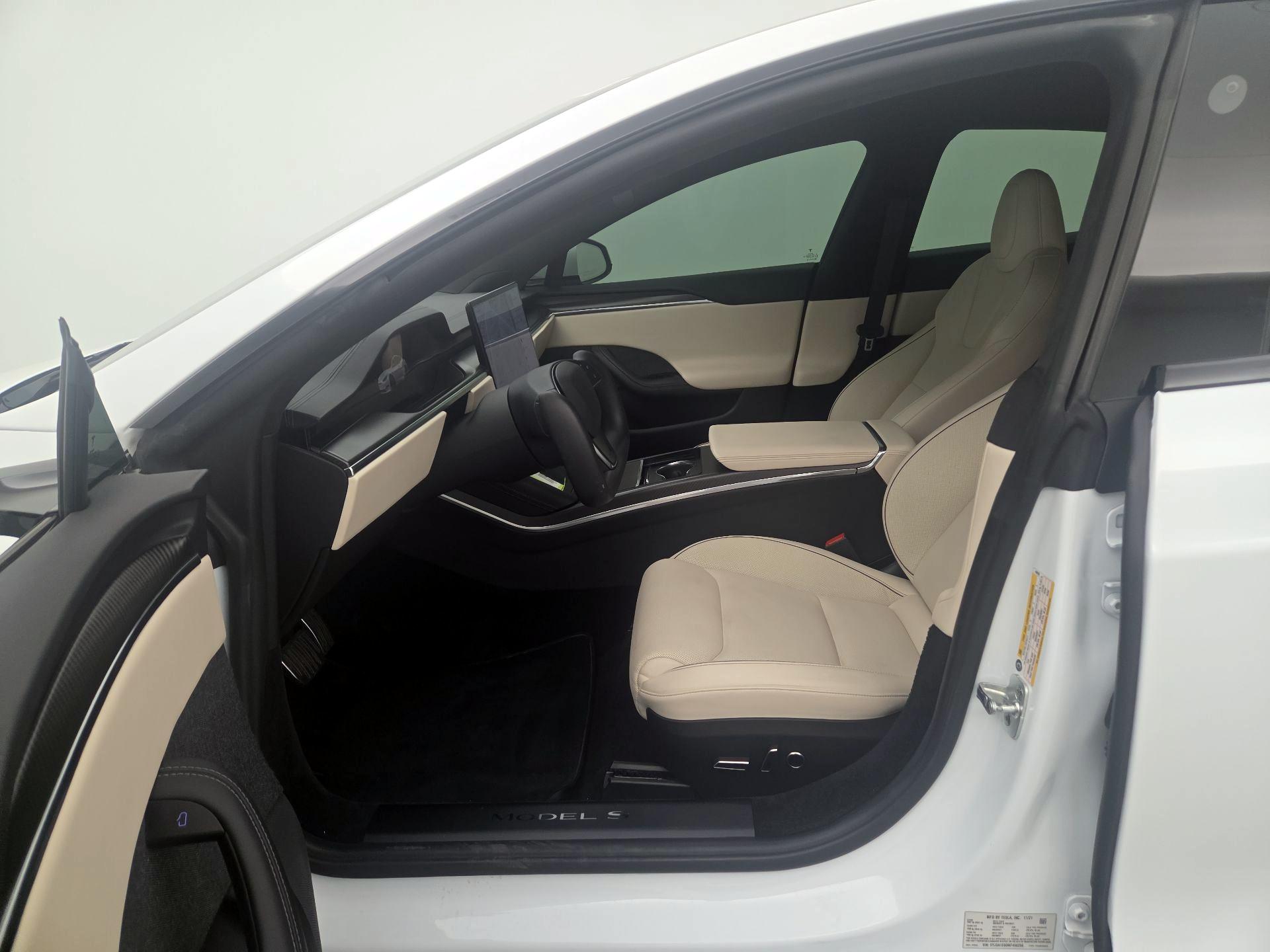 Thumbnail: 2021 Tesla Model S - 11