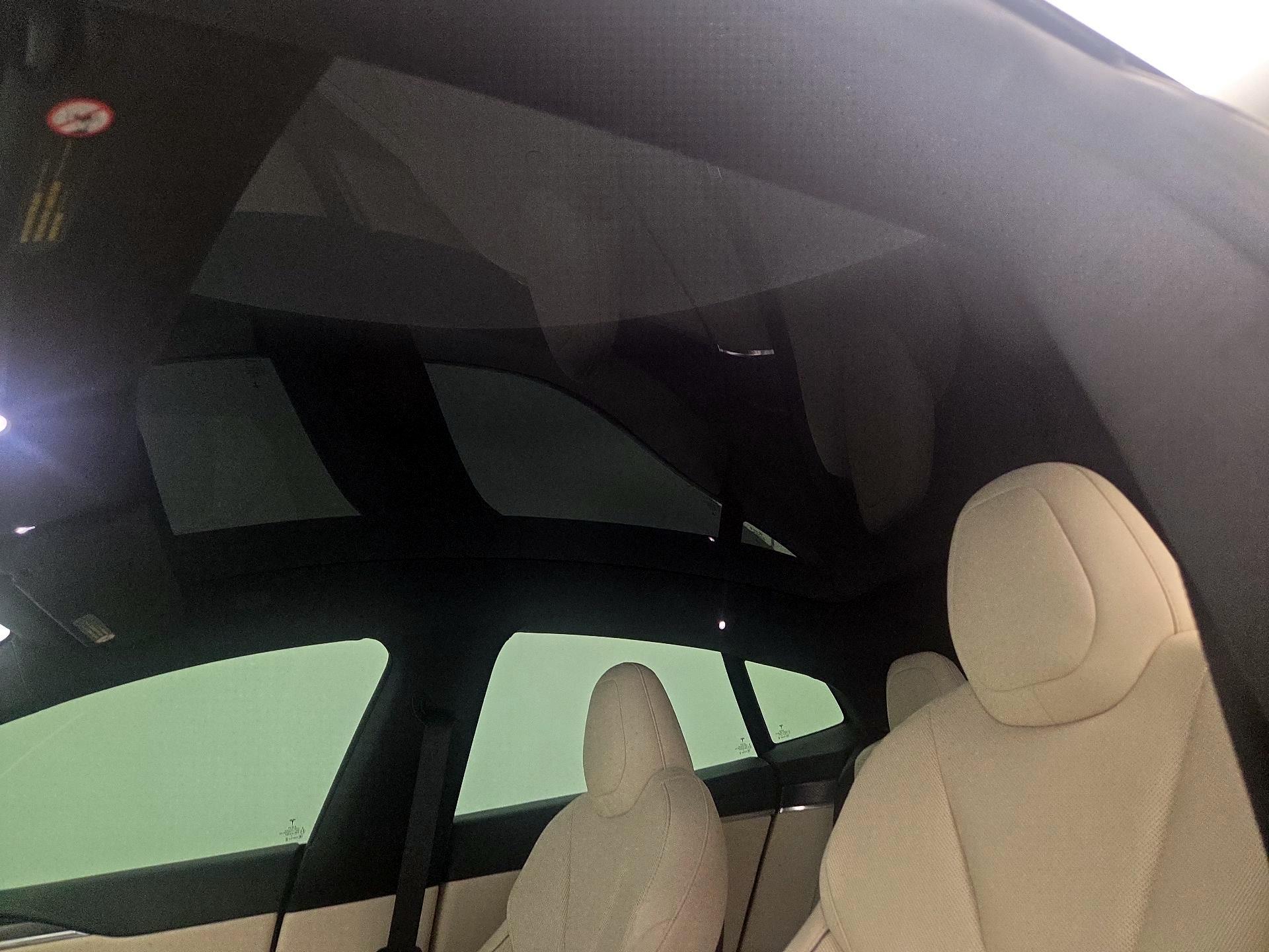 Thumbnail: 2021 Tesla Model S - 18