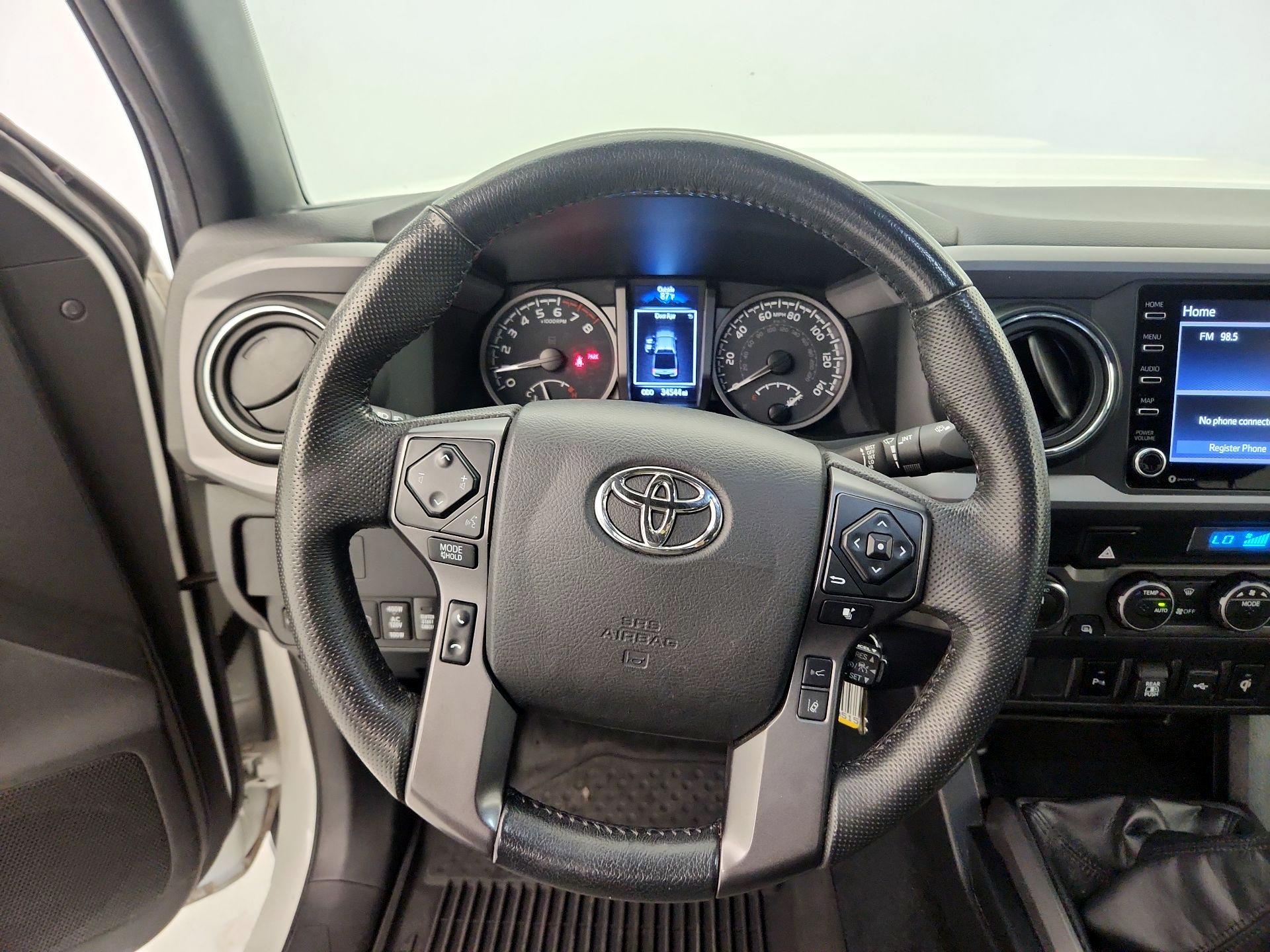 Thumbnail: 2022 Toyota Tacoma - 10