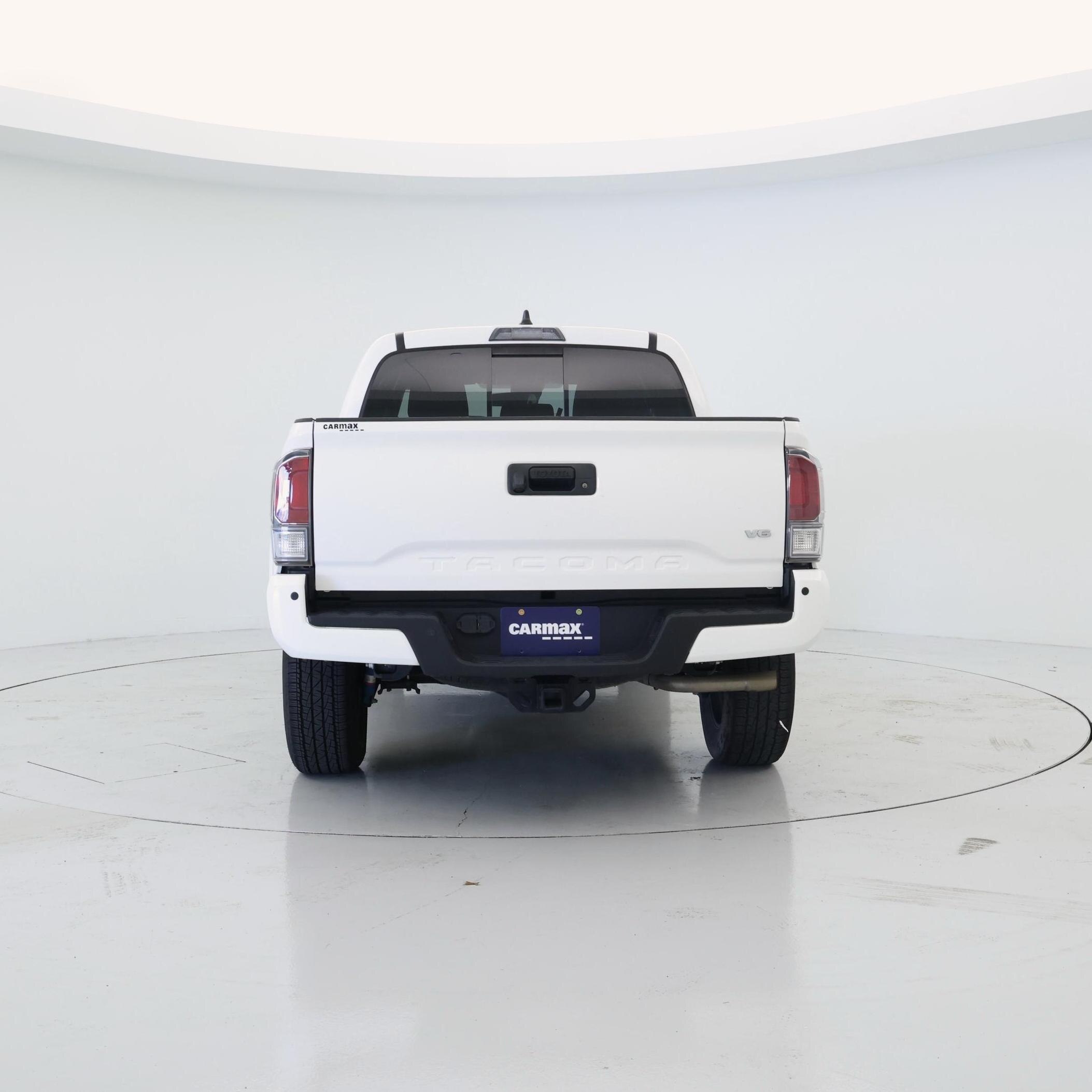 Thumbnail: 2022 Toyota Tacoma - 6