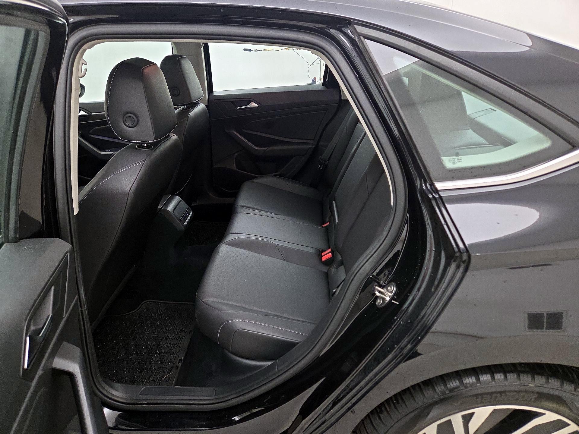 Thumbnail: 2020 Volkswagen Jetta - 20