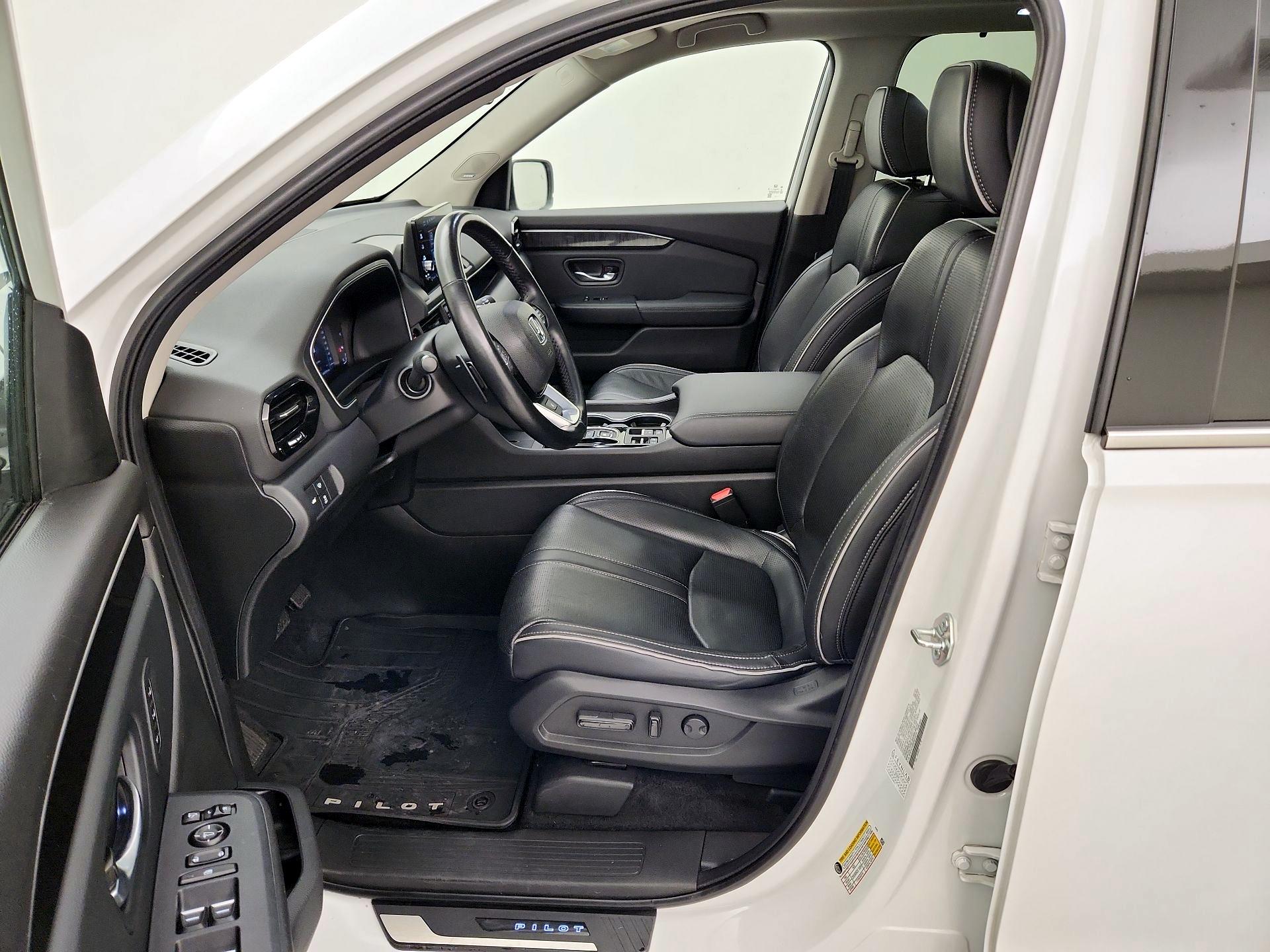 Thumbnail: 2023 Honda Pilot - 11